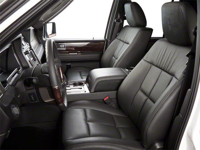 2013 Lincoln Navigator 4WD 4dr