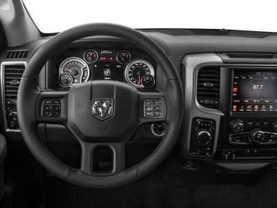 2017 RAM 1500 Big Horn Crew Cab 4x4 6'4' Box