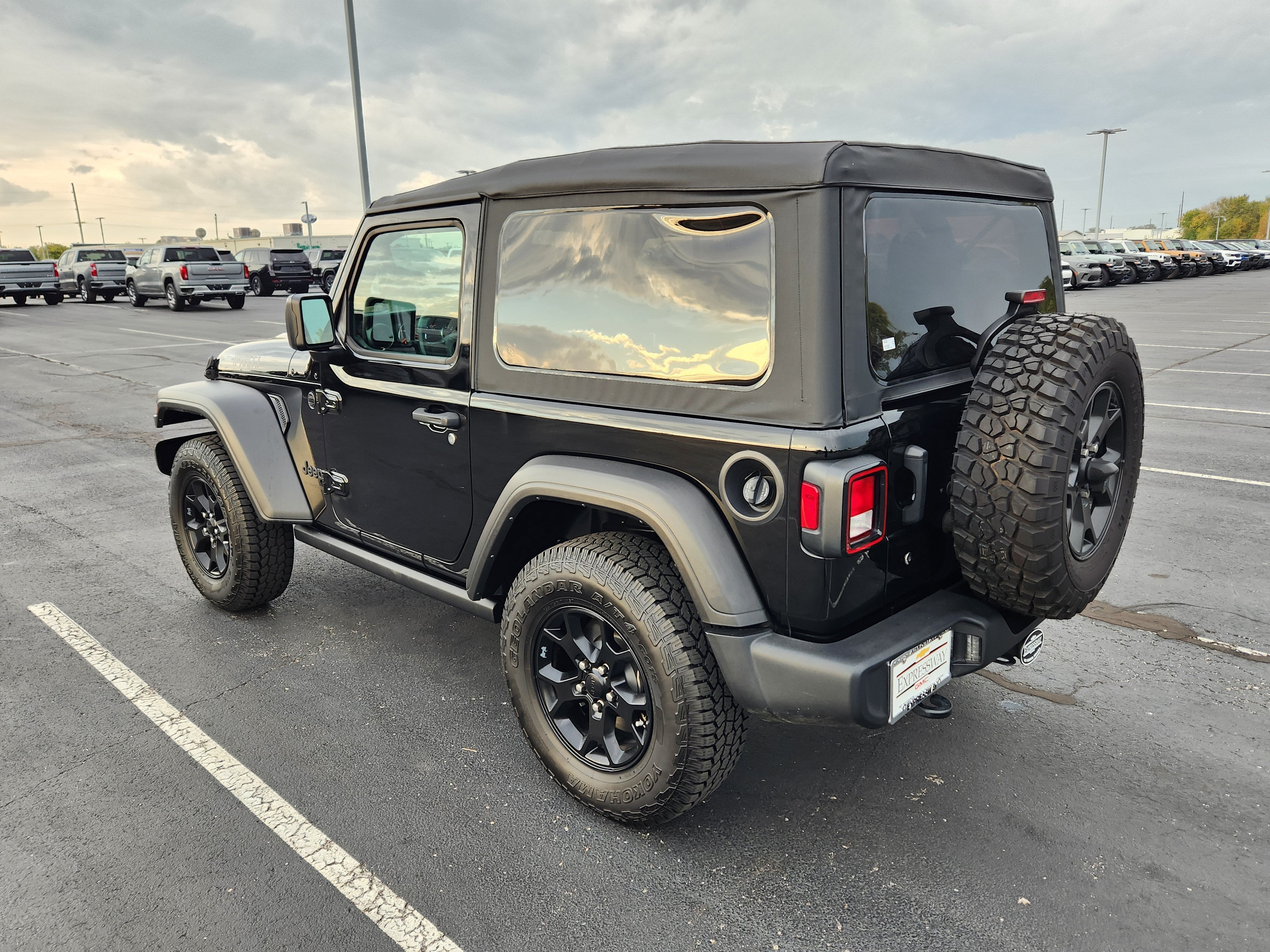 2022 Jeep Wrangler Willys Sport 4x4