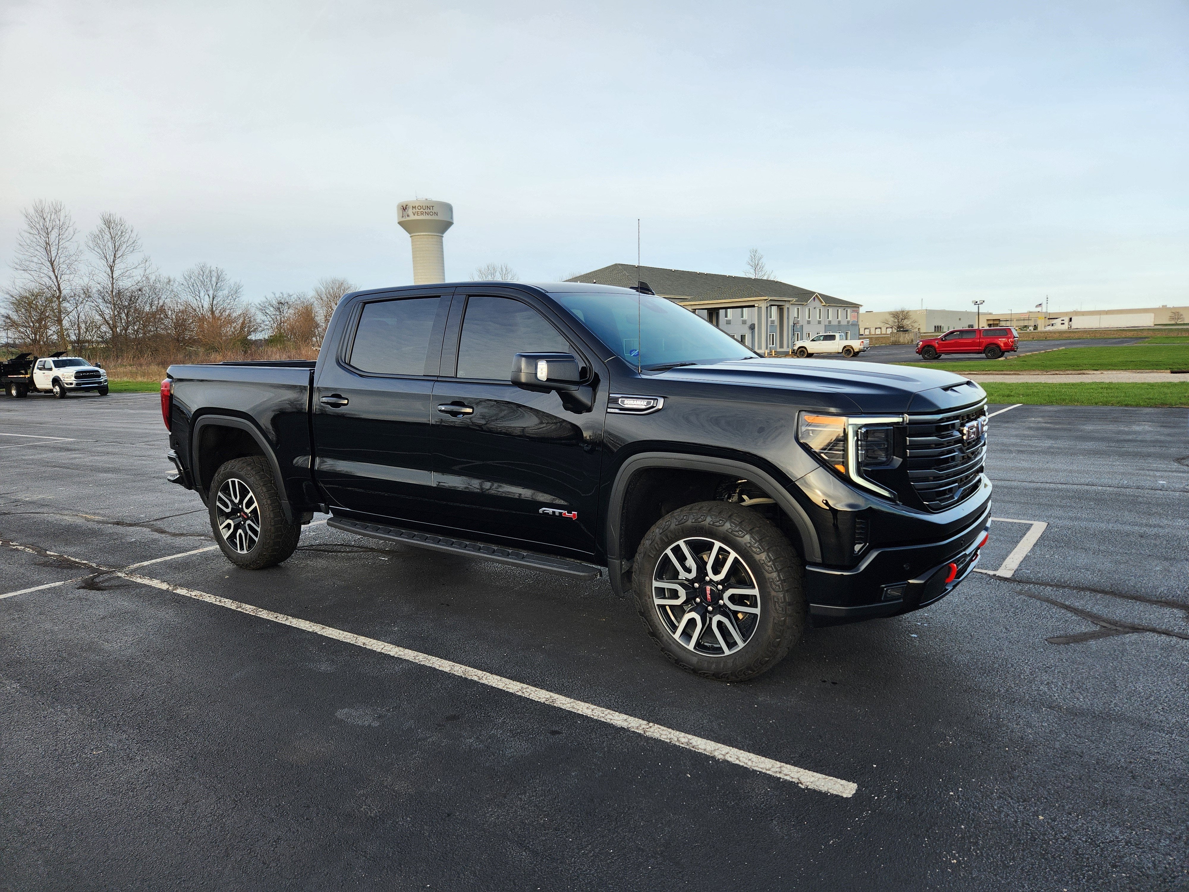 2025 GMC Sierra 1500 AT4