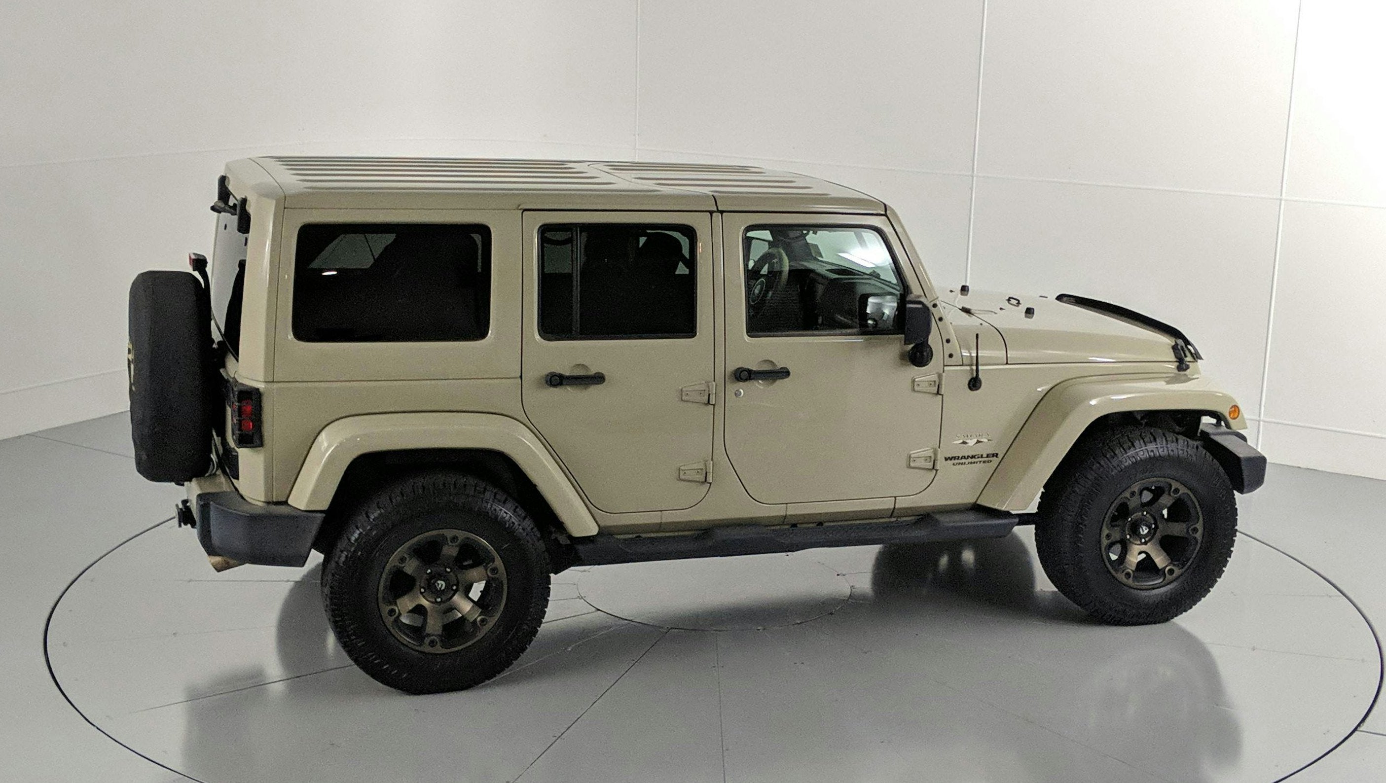 2017 Jeep Wrangler Sahara