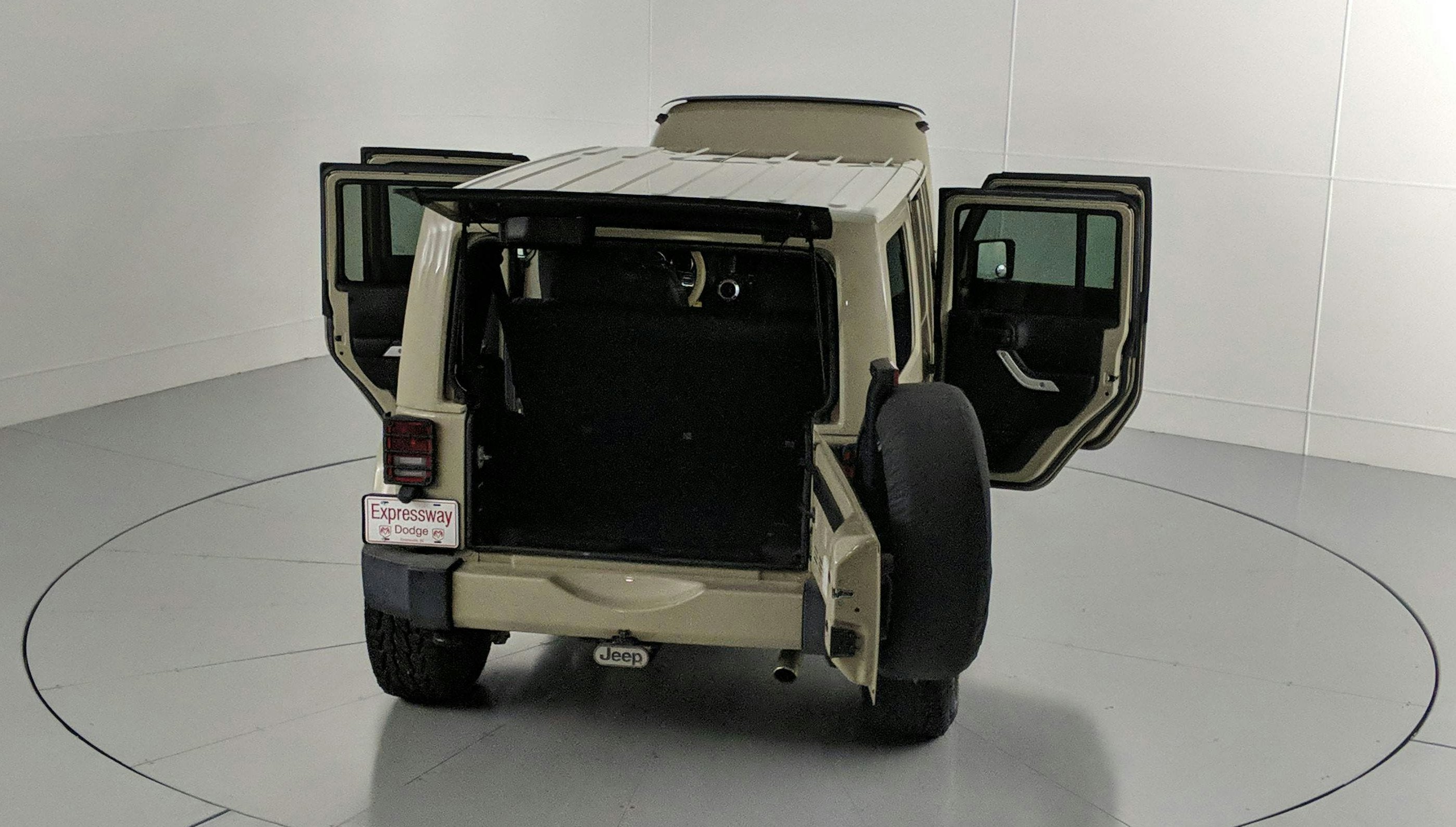 2017 Jeep Wrangler Sahara