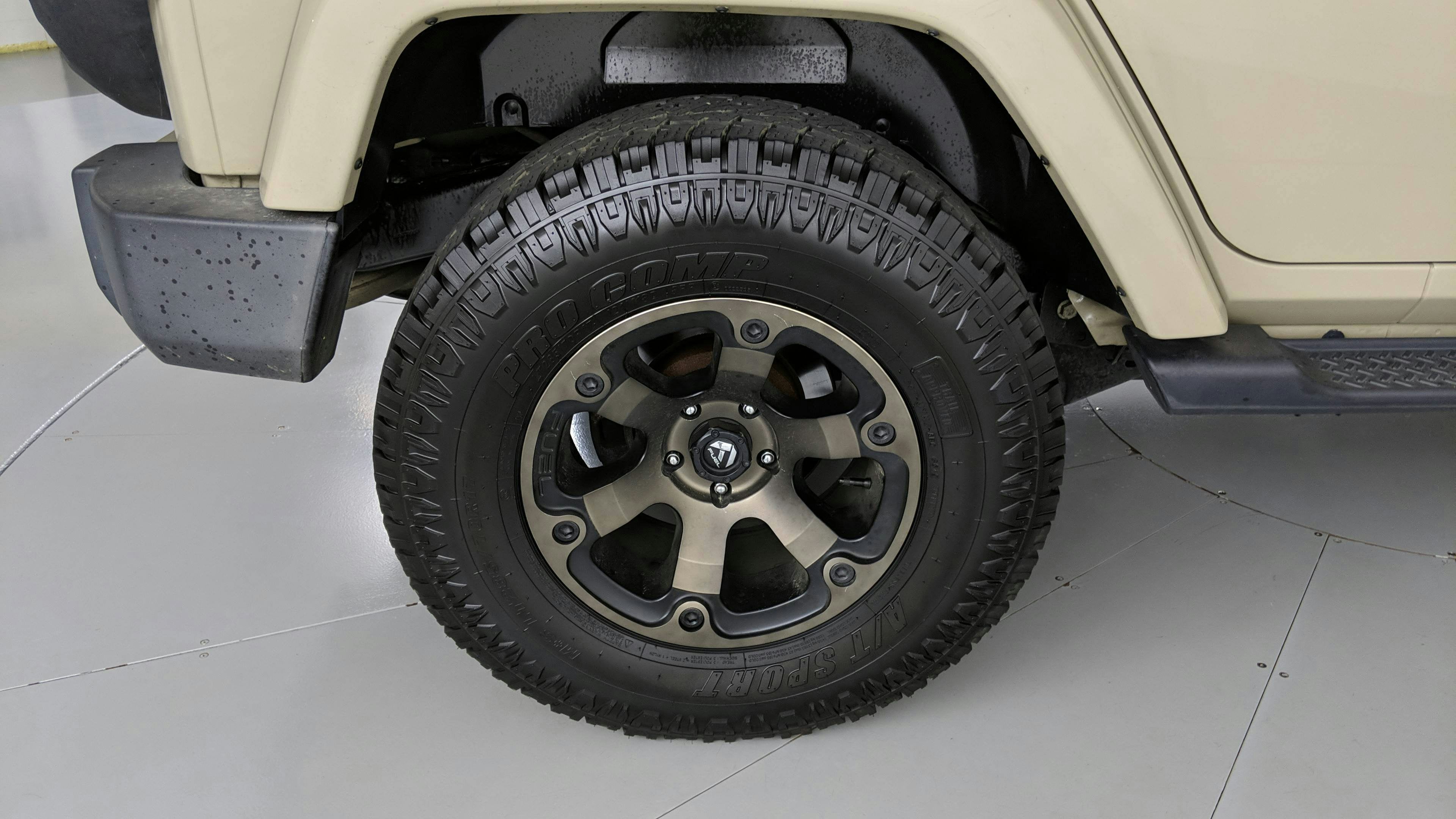 2017 Jeep Wrangler Sahara