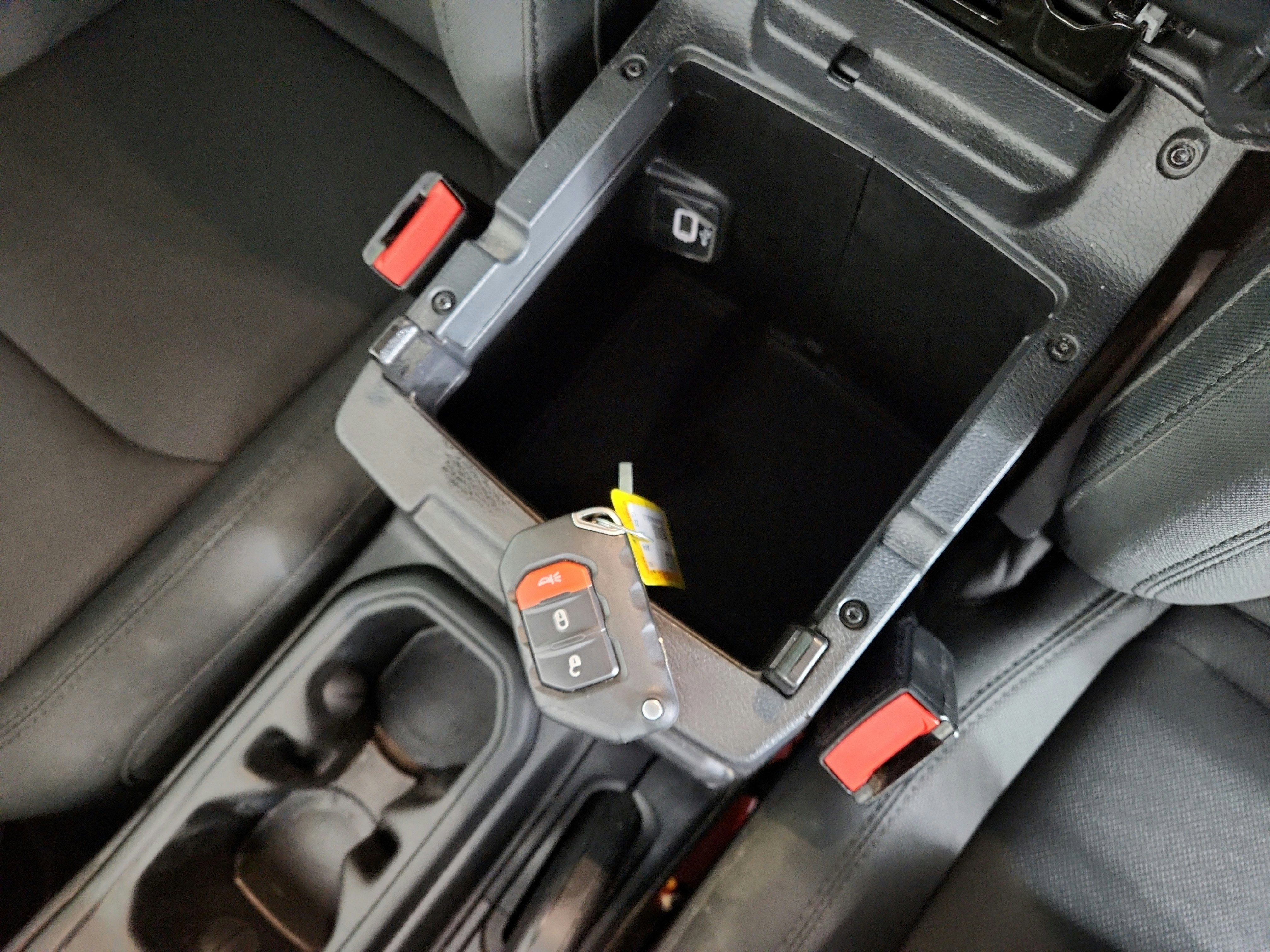 2022 Jeep Wrangler Sport S 4x4