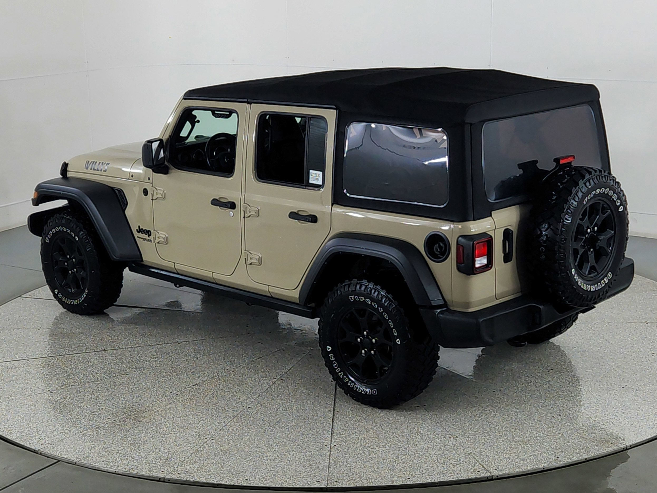 2022 Jeep Wrangler Willys 4x4