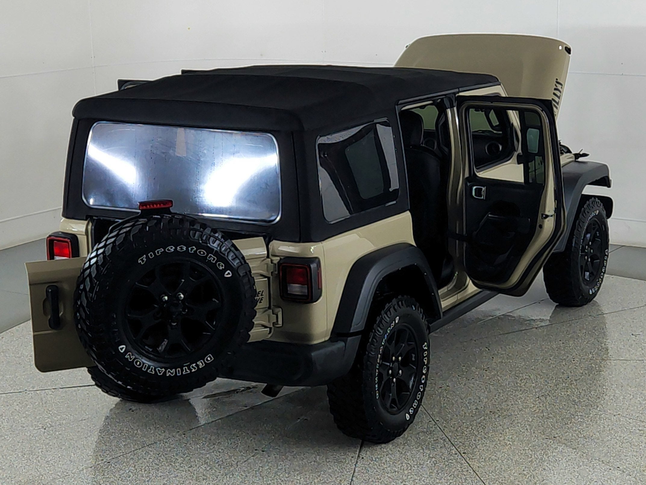 2022 Jeep Wrangler Willys 4x4