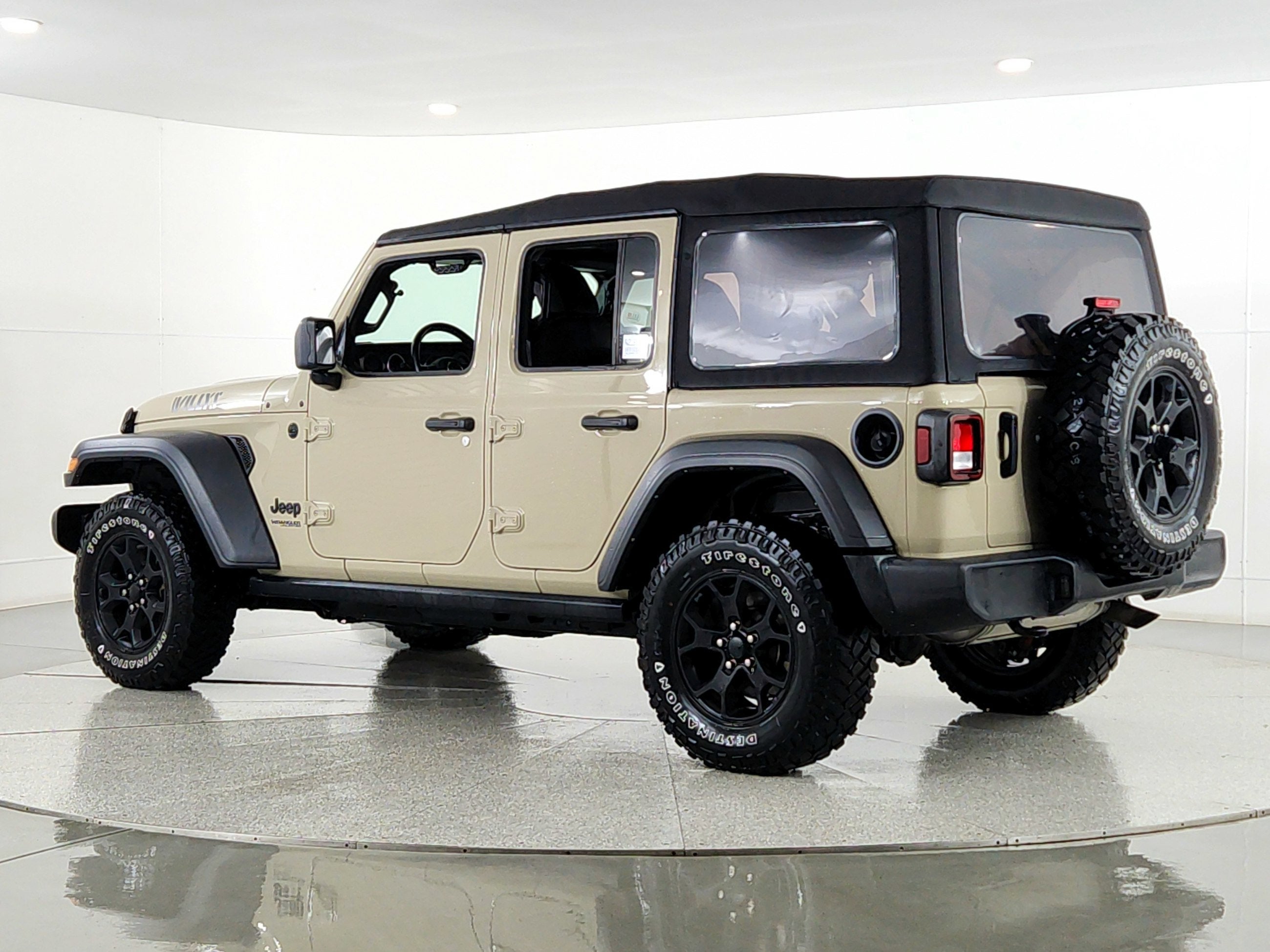 2022 Jeep Wrangler Willys 4x4