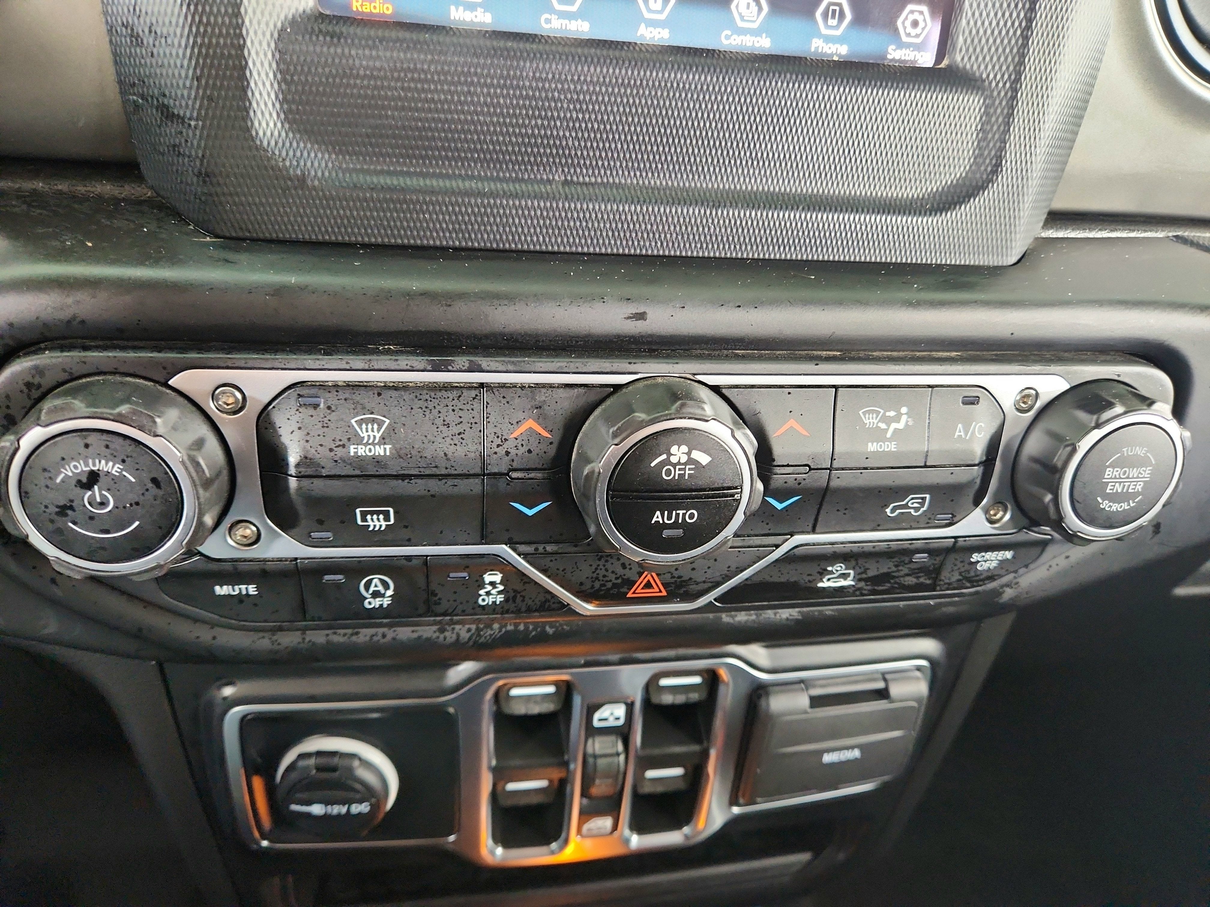 2022 Jeep Wrangler Willys 4x4