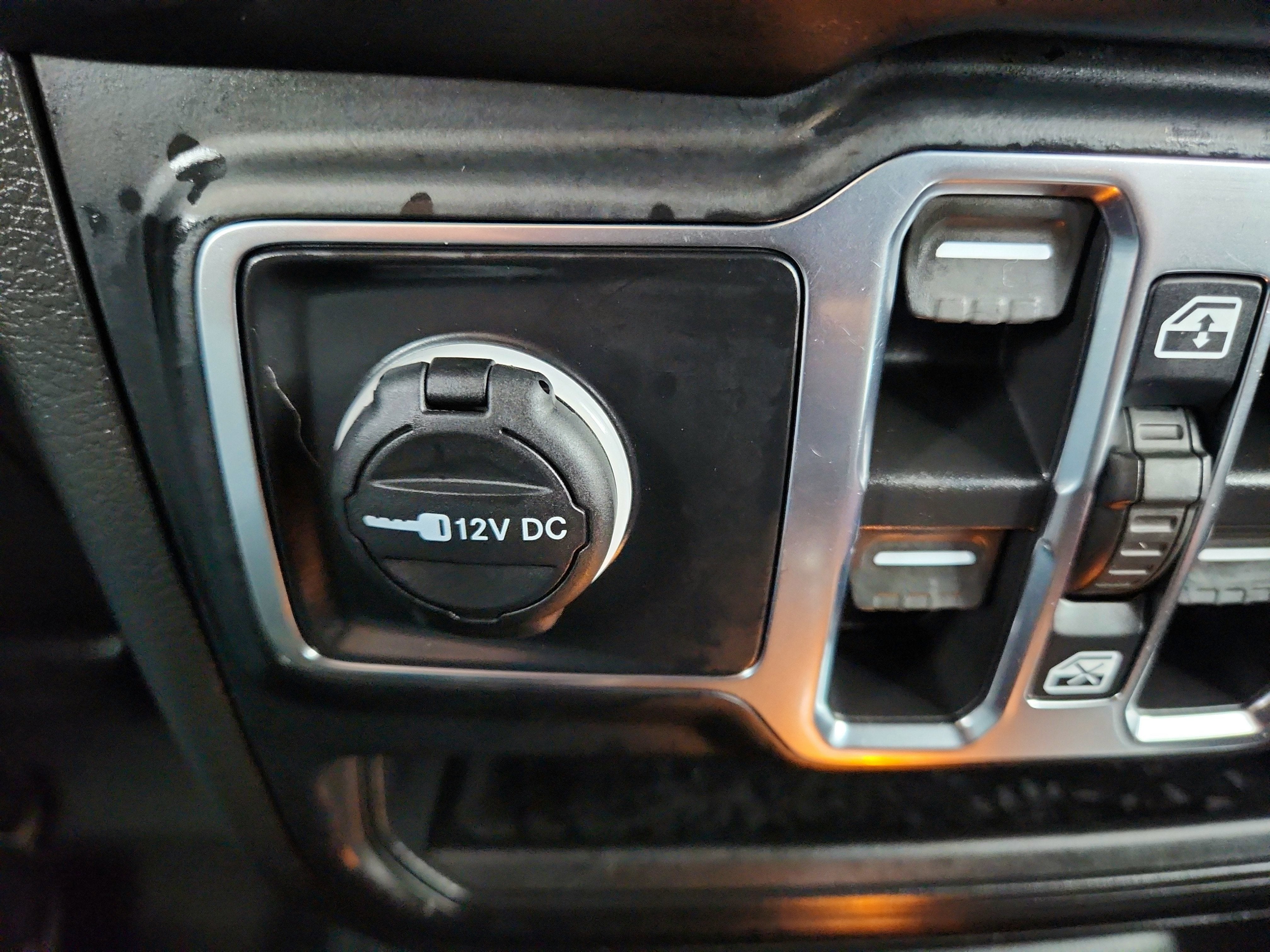 2022 Jeep Wrangler Willys 4x4