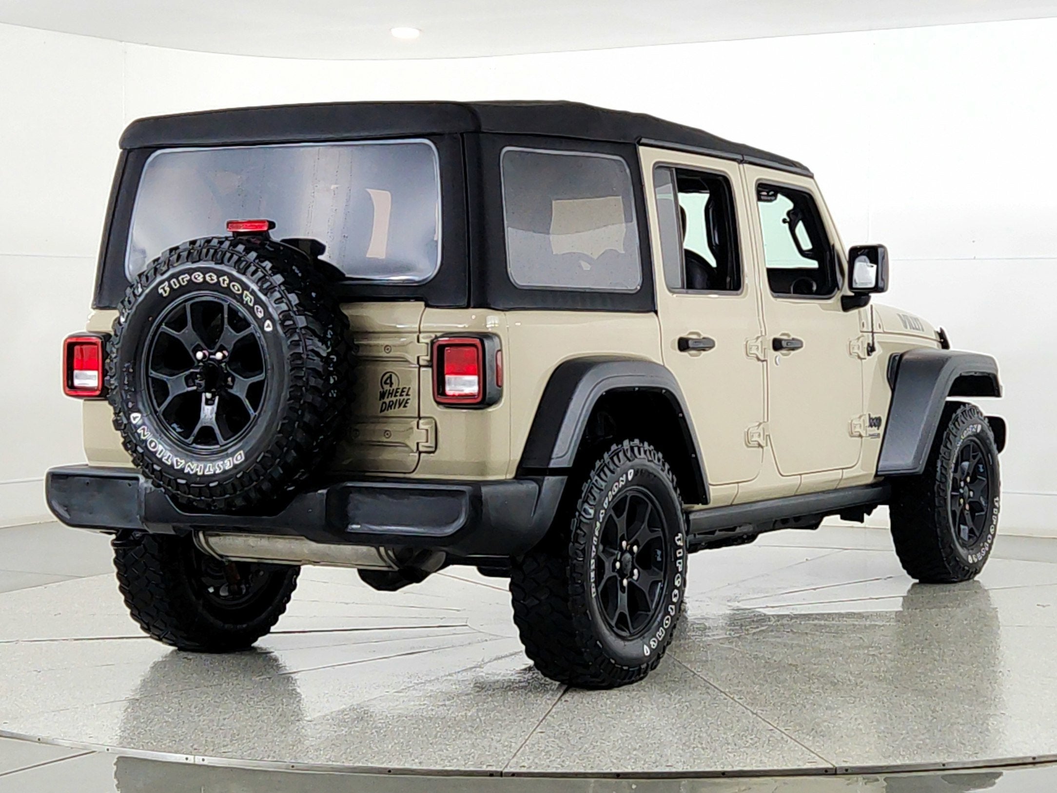 2022 Jeep Wrangler Willys 4x4
