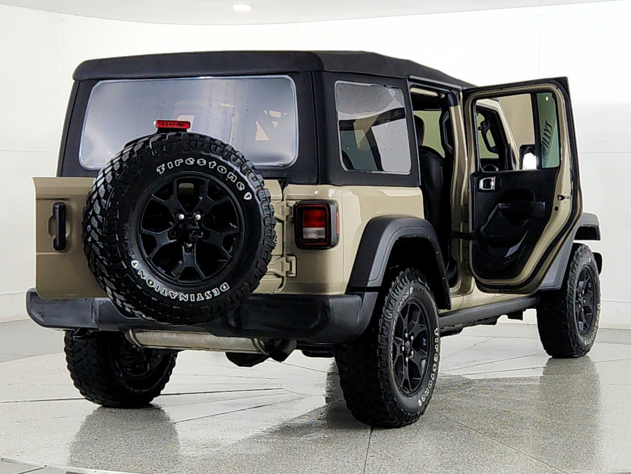 2022 Jeep Wrangler Willys 4x4