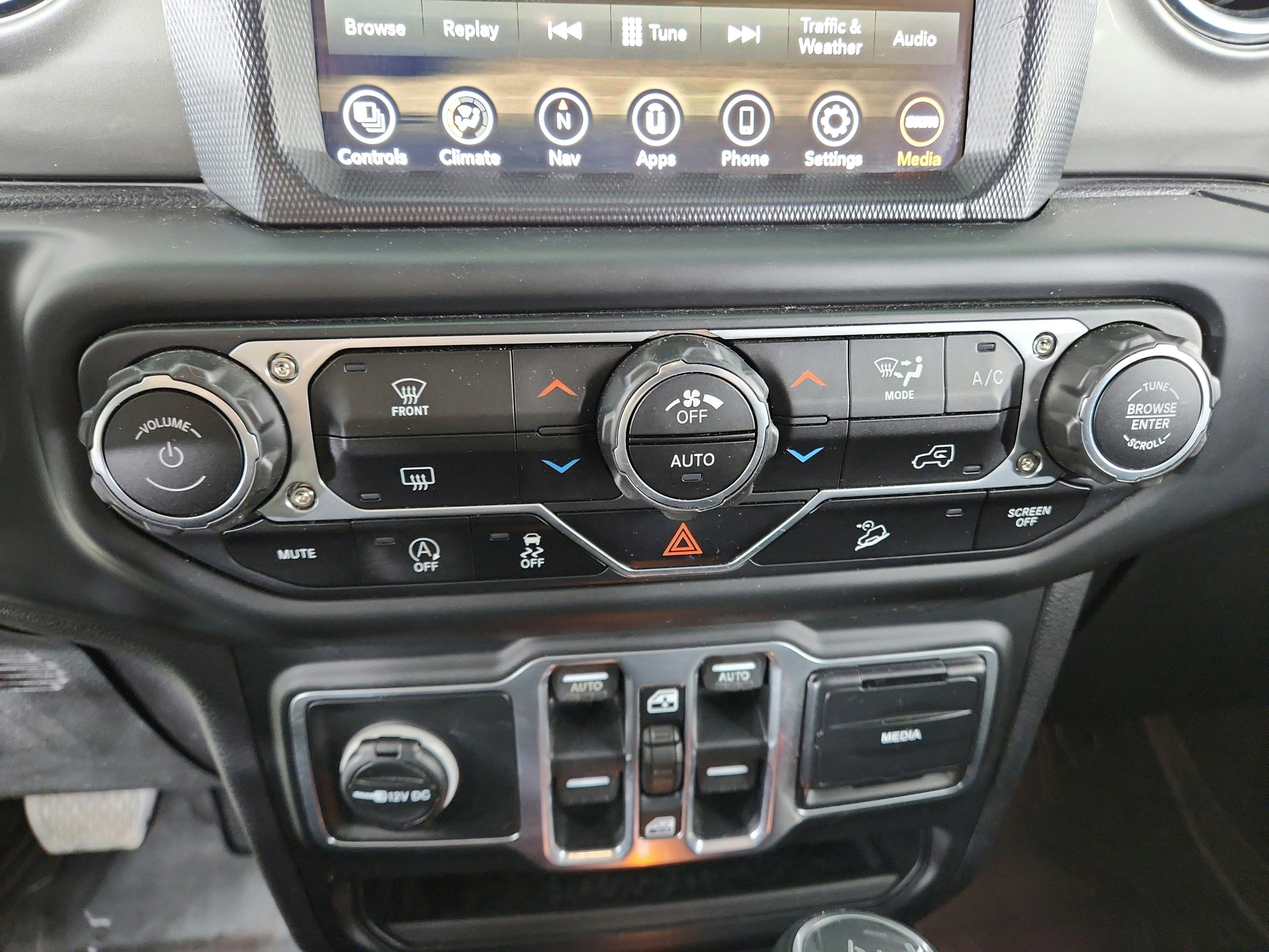 2018 Jeep Wrangler Sahara 4x4