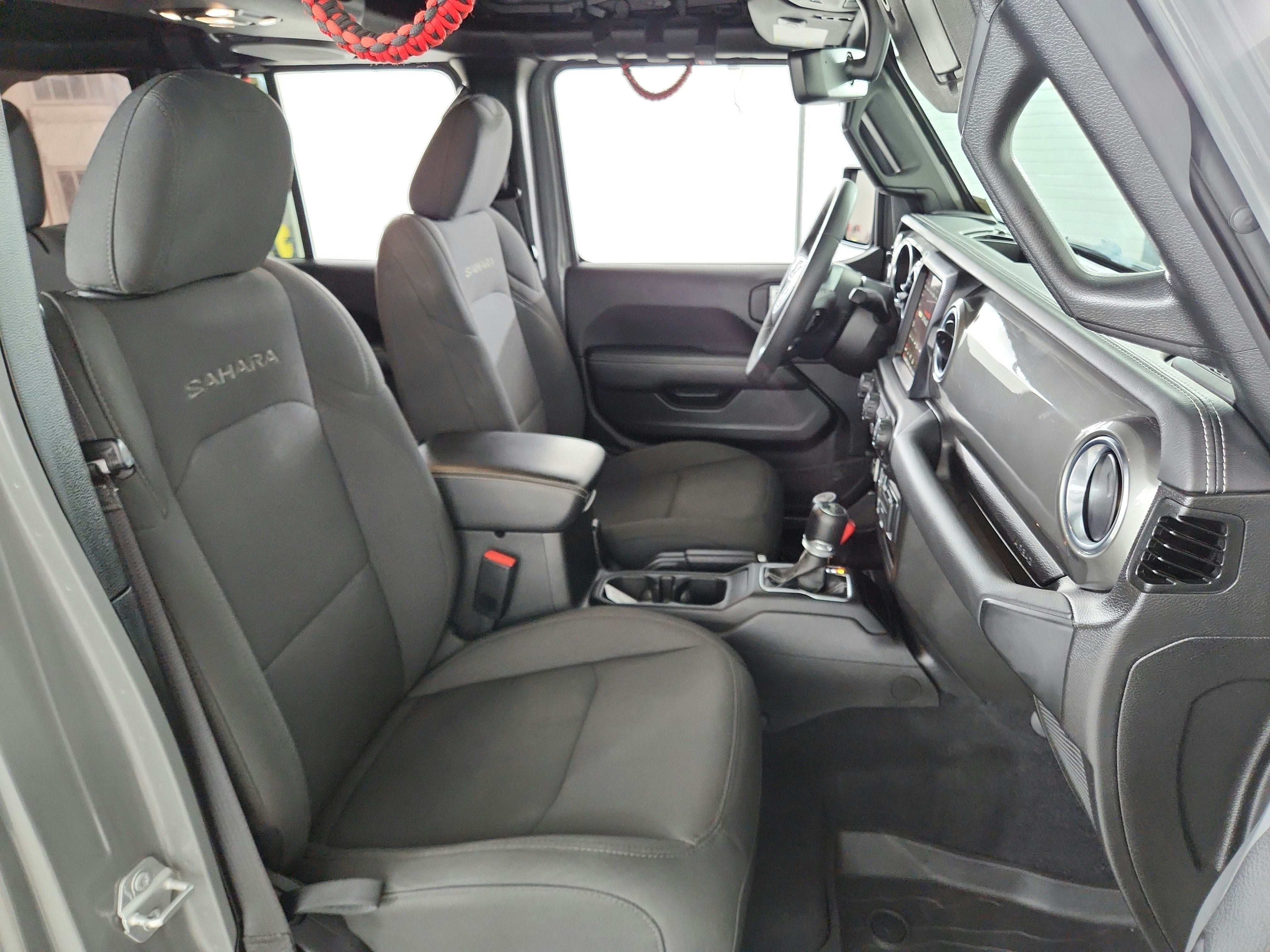 2023 Jeep Wrangler 4-Door Sahara 4x4