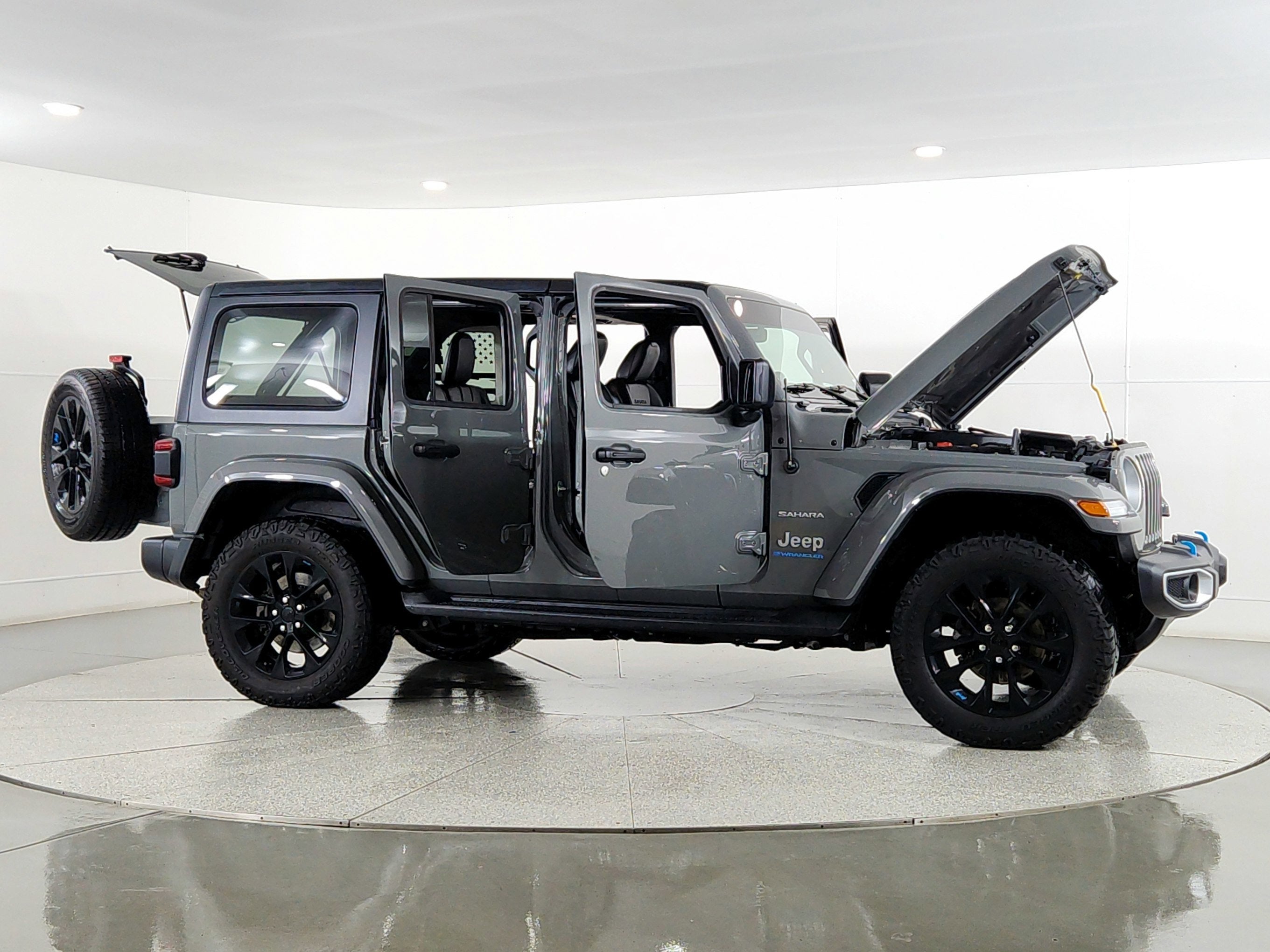 2023 Jeep Wrangler 4xe Sahara 4x4