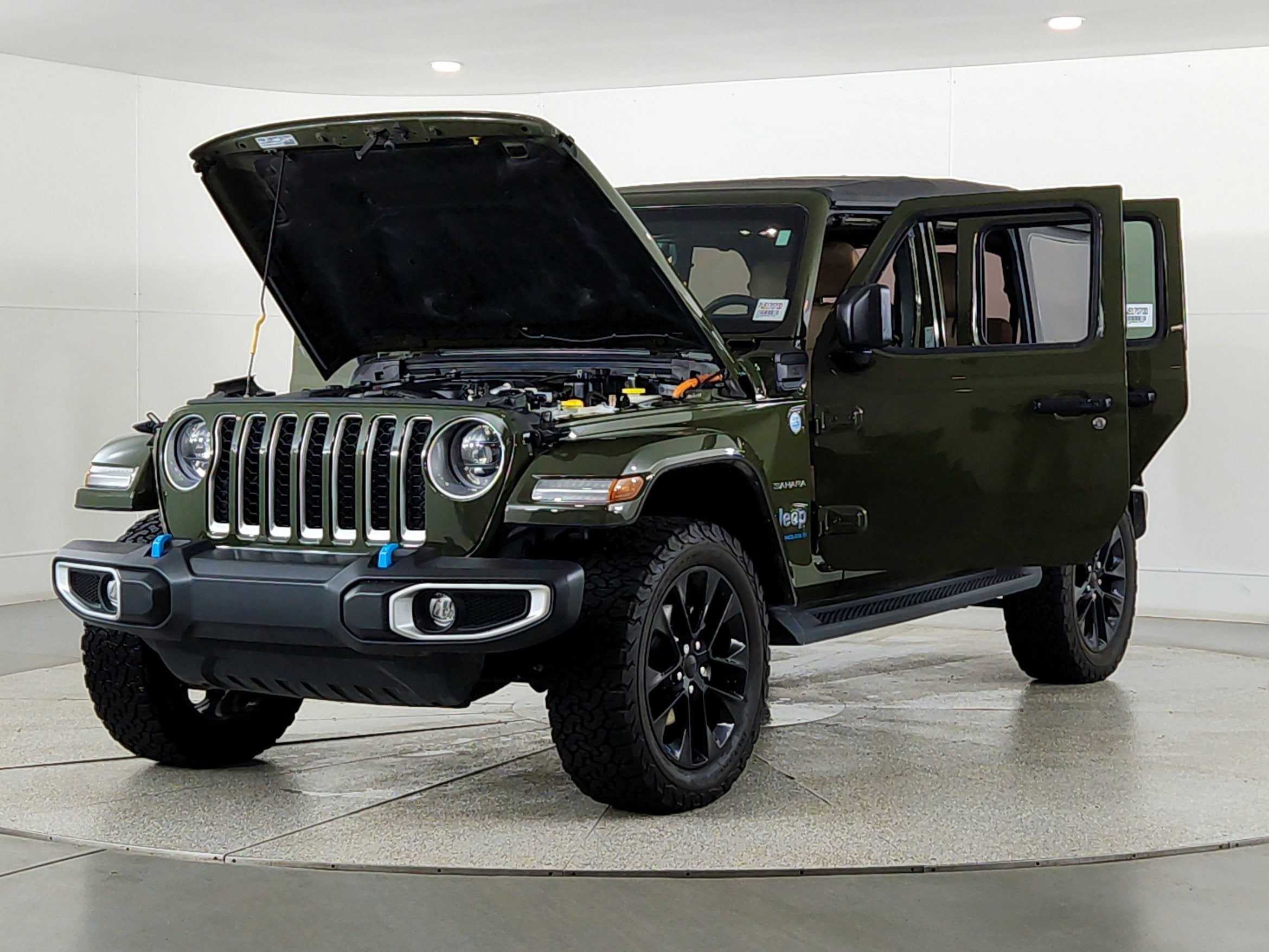2023 Jeep Wrangler 4xe Sahara 4x4