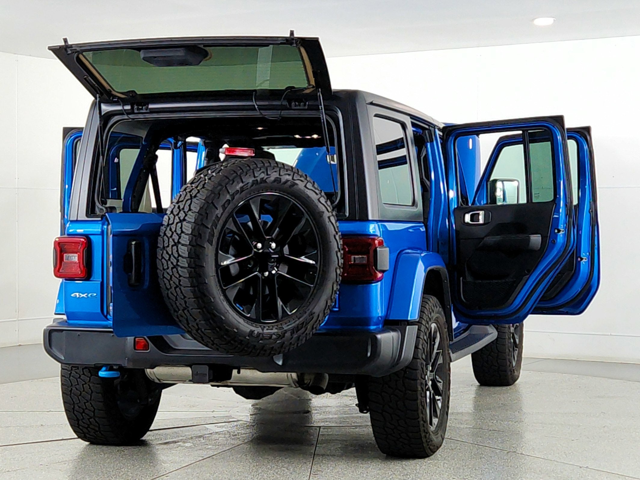 2022 Jeep Wrangler 4xe Unlimited Sahara 4x4