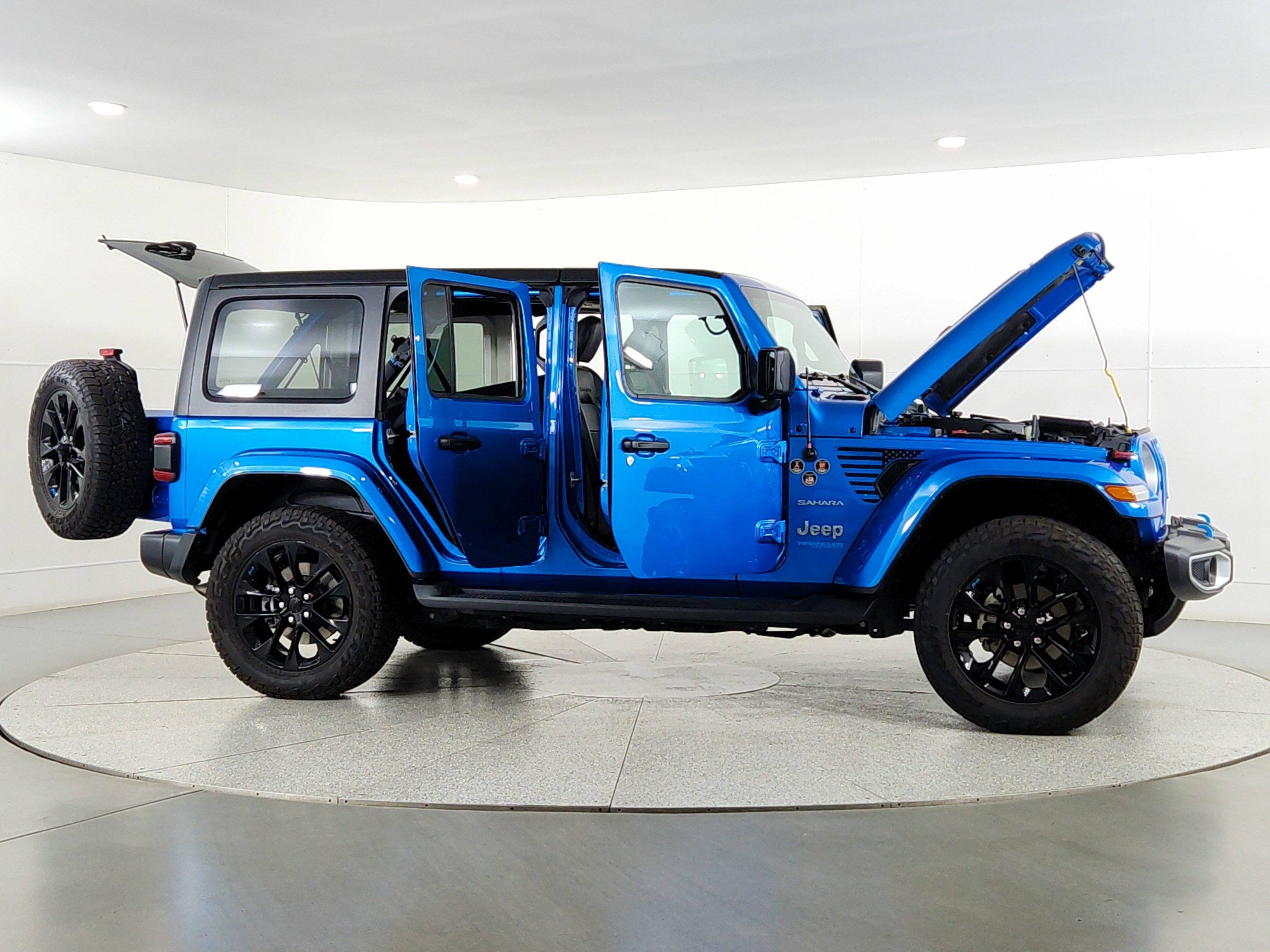 2022 Jeep Wrangler 4xe Unlimited Sahara 4x4