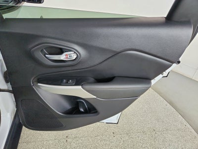 2022 Jeep Cherokee X 4x4