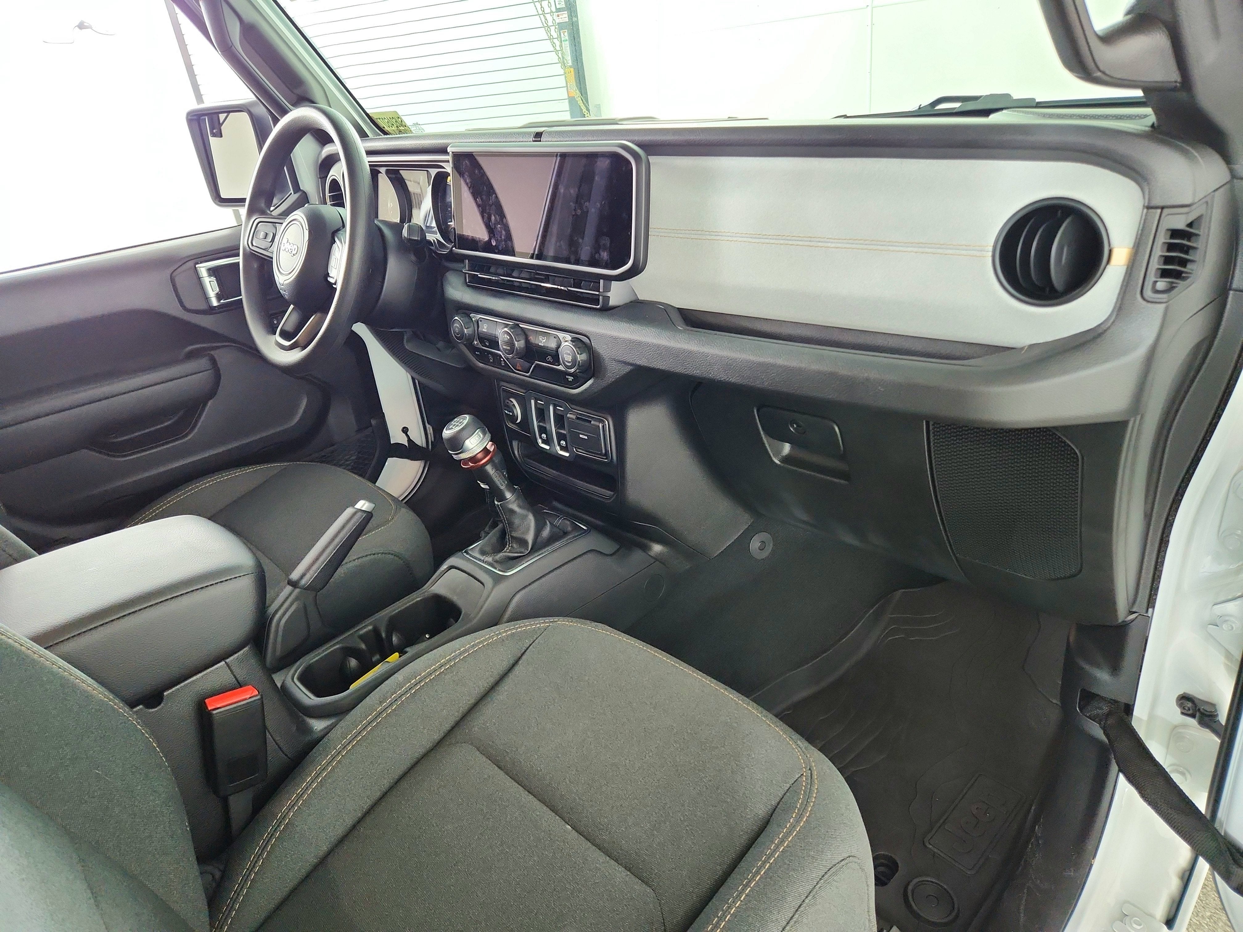 2025 Jeep Wrangler 2-Door Sport 4x4