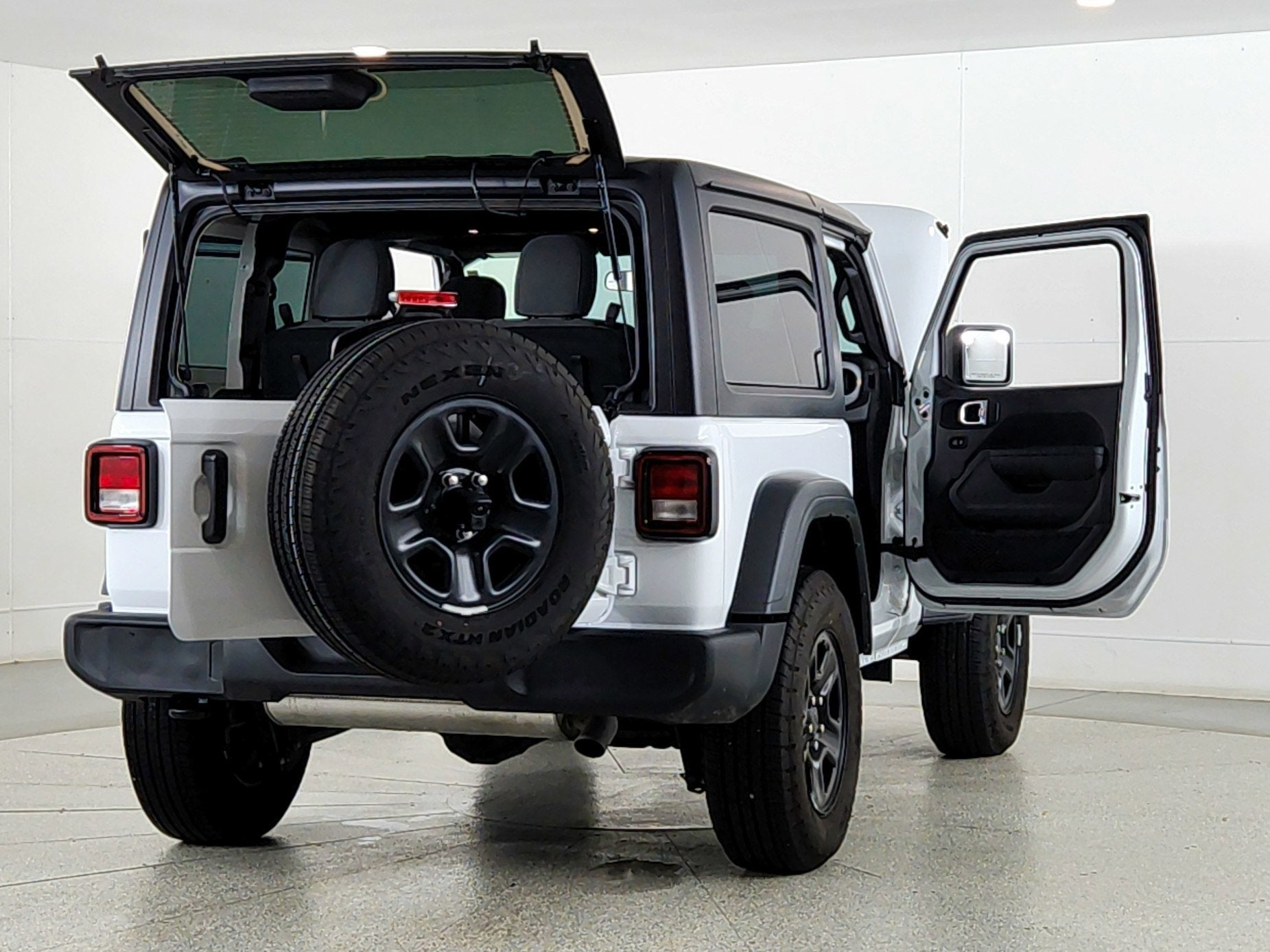 2025 Jeep Wrangler 2-Door Sport 4x4