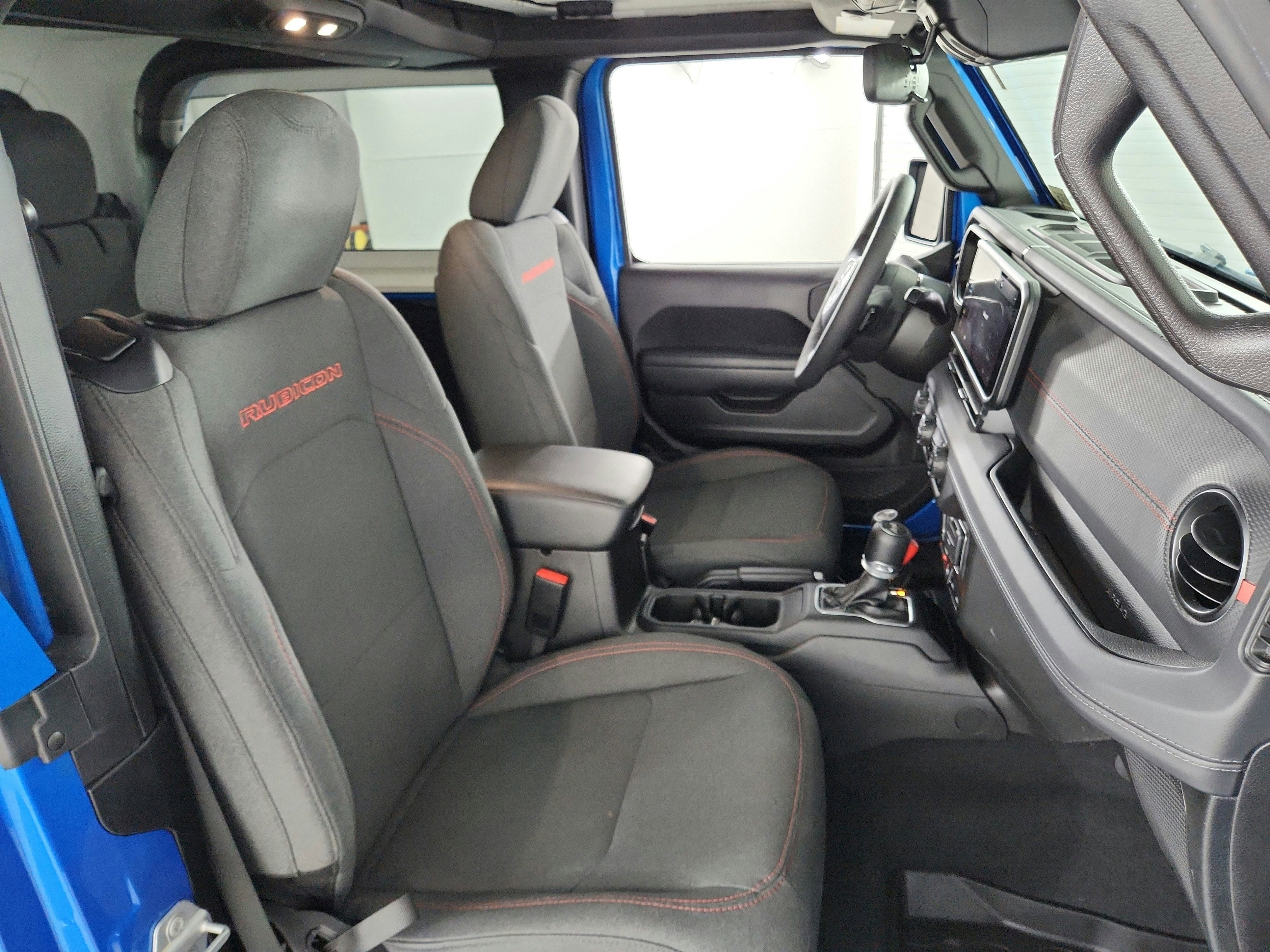 2025 Jeep Wrangler 2-Door Rubicon 4x4