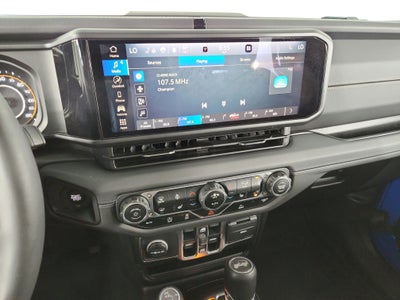 2024 Jeep Wrangler 4-Door Sahara 4x4