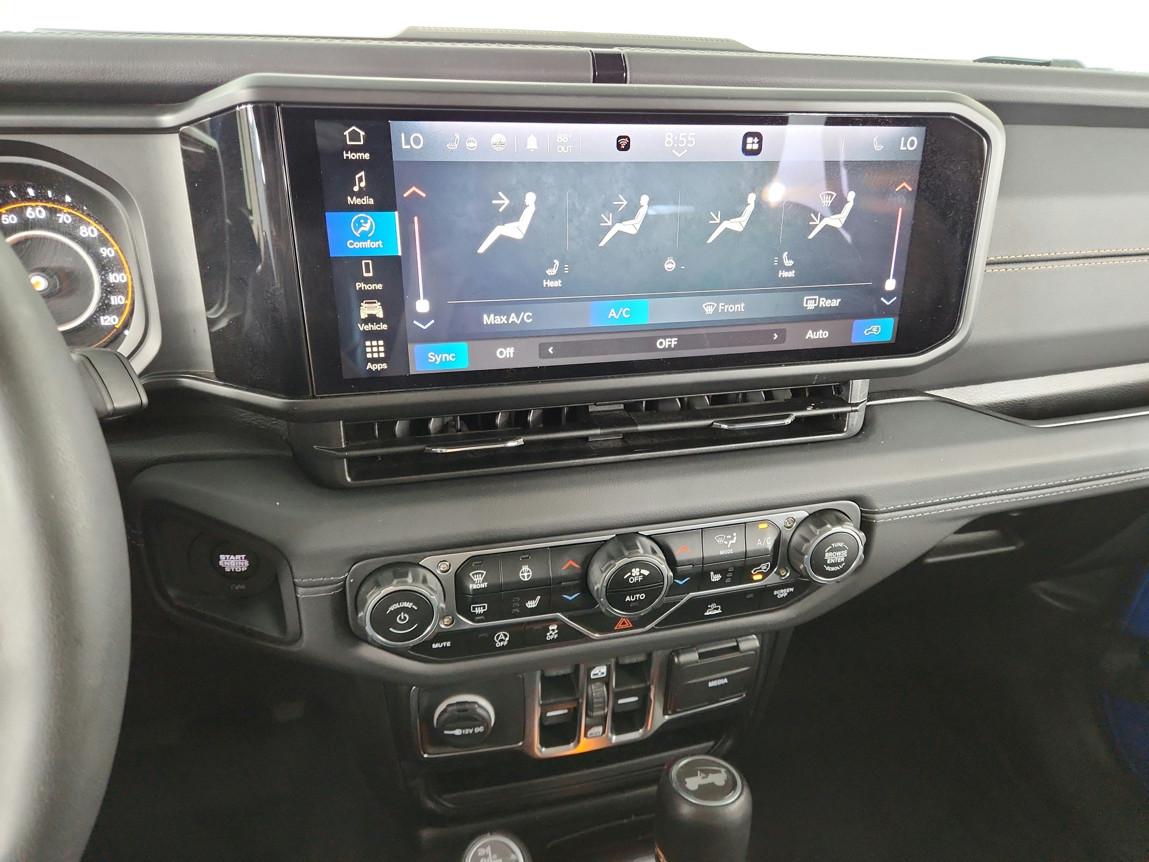 2024 Jeep Wrangler 4-Door Sahara 4x4