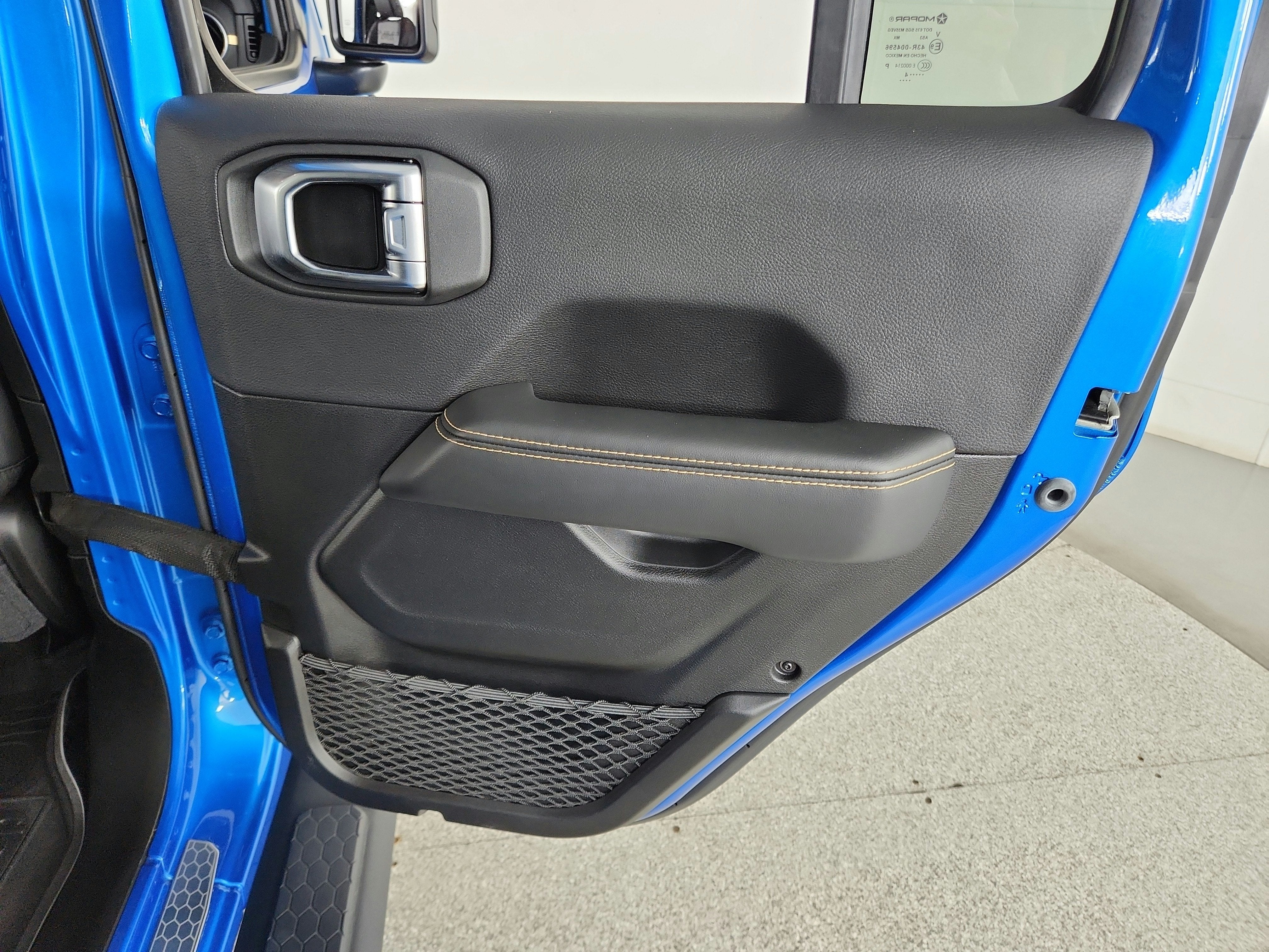 2024 Jeep Wrangler 4-Door Sahara 4x4
