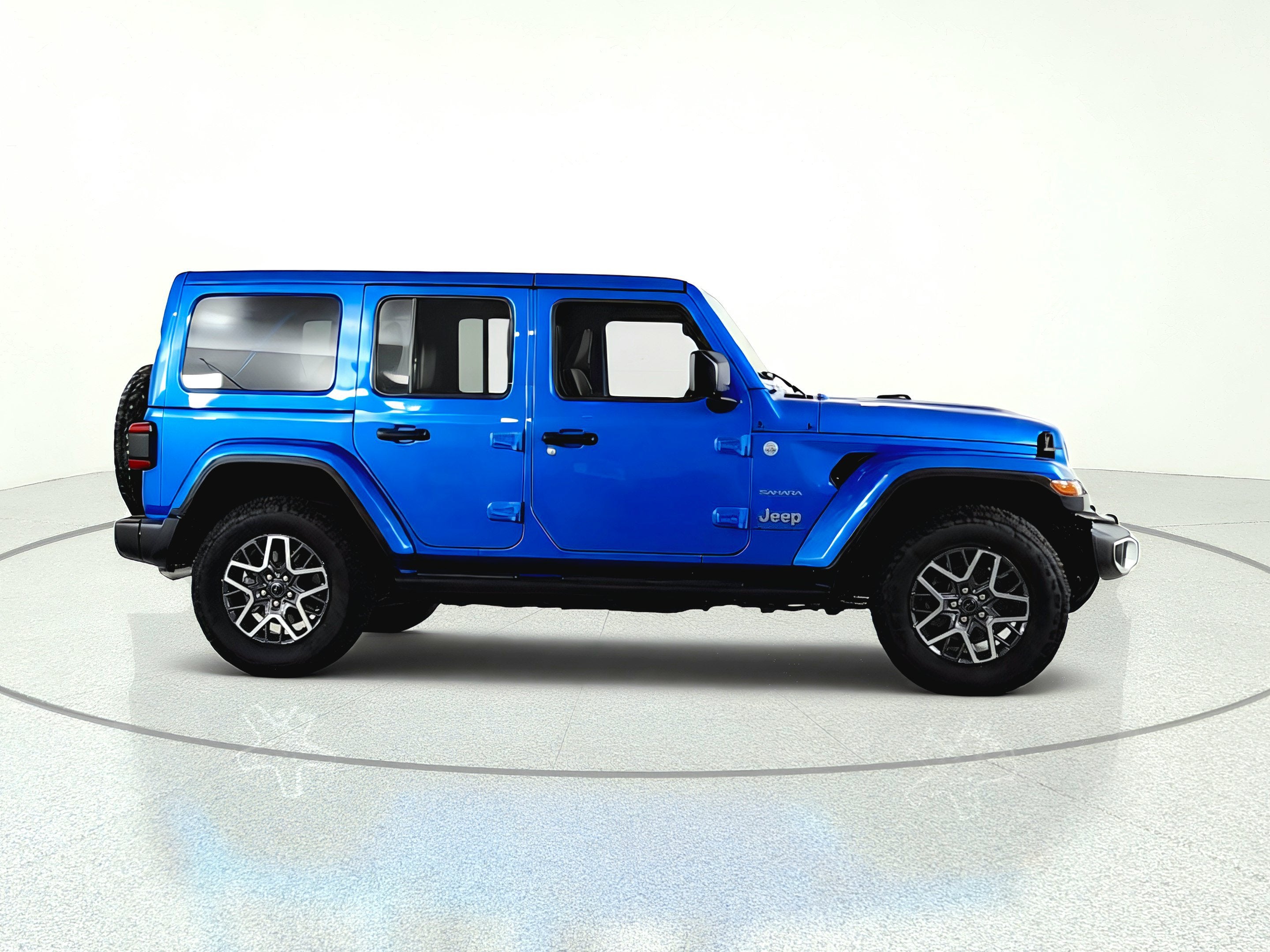 2024 Jeep Wrangler 4-Door Sahara 4x4