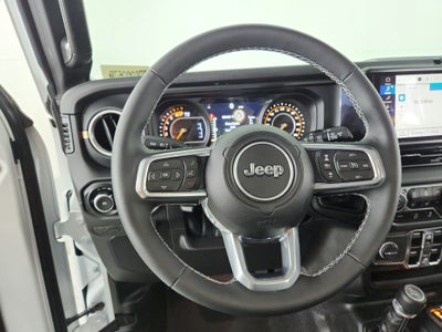 2025 Jeep Wrangler 4-Door Sahara 4x4