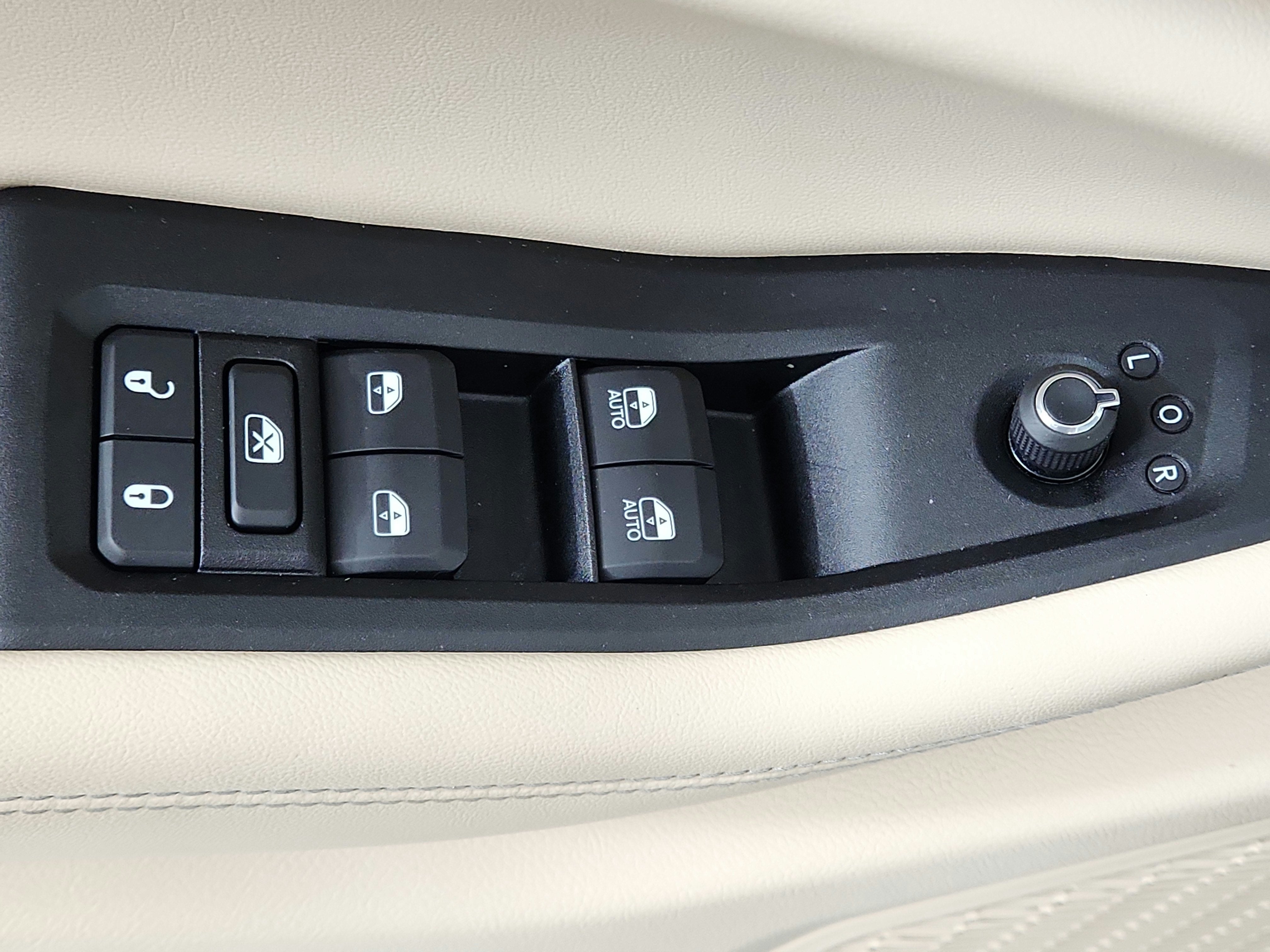 2023 Jeep Grand Cherokee Limited 4x2