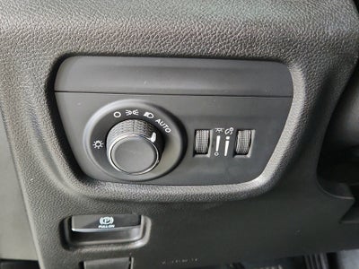 2023 Jeep Grand Cherokee Laredo 4x4