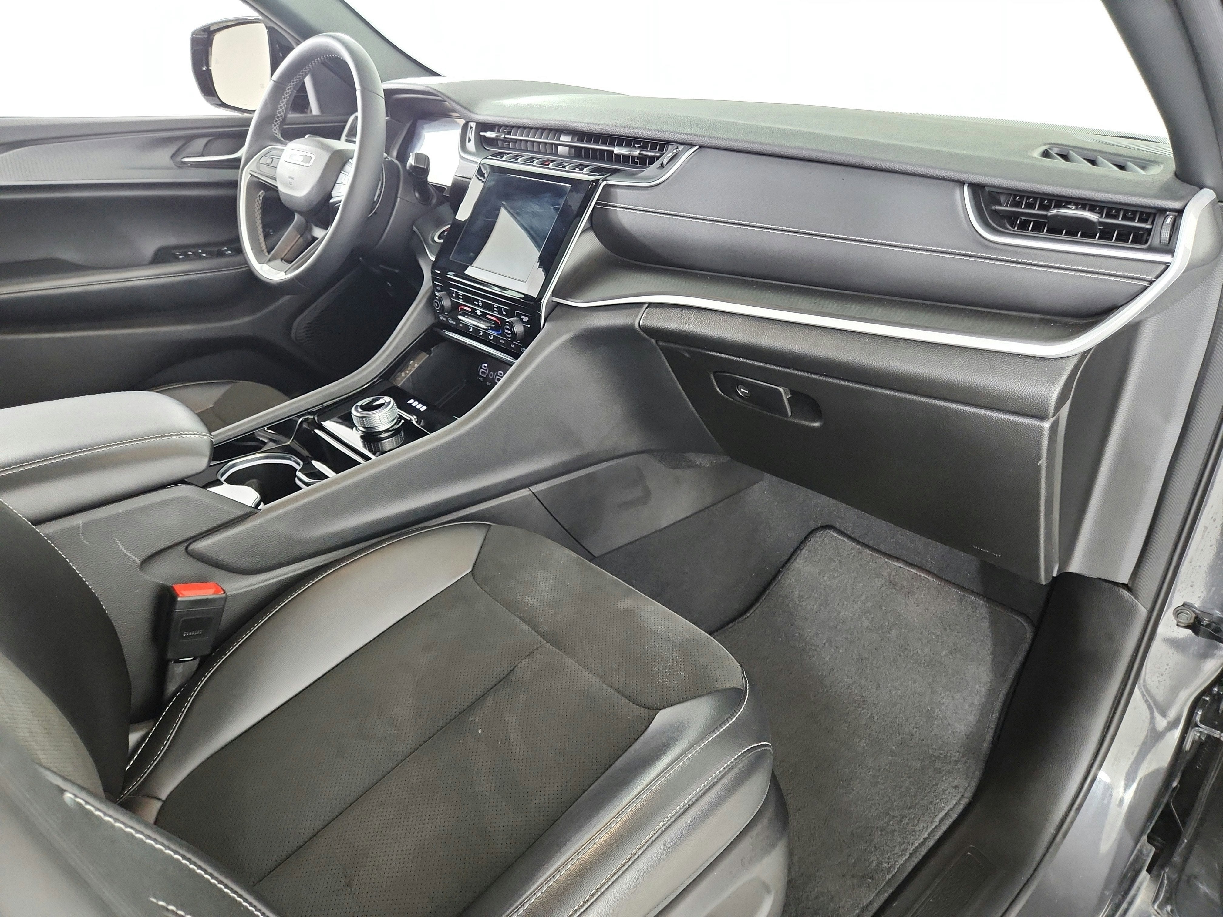2023 Jeep Grand Cherokee Altitude 4x4
