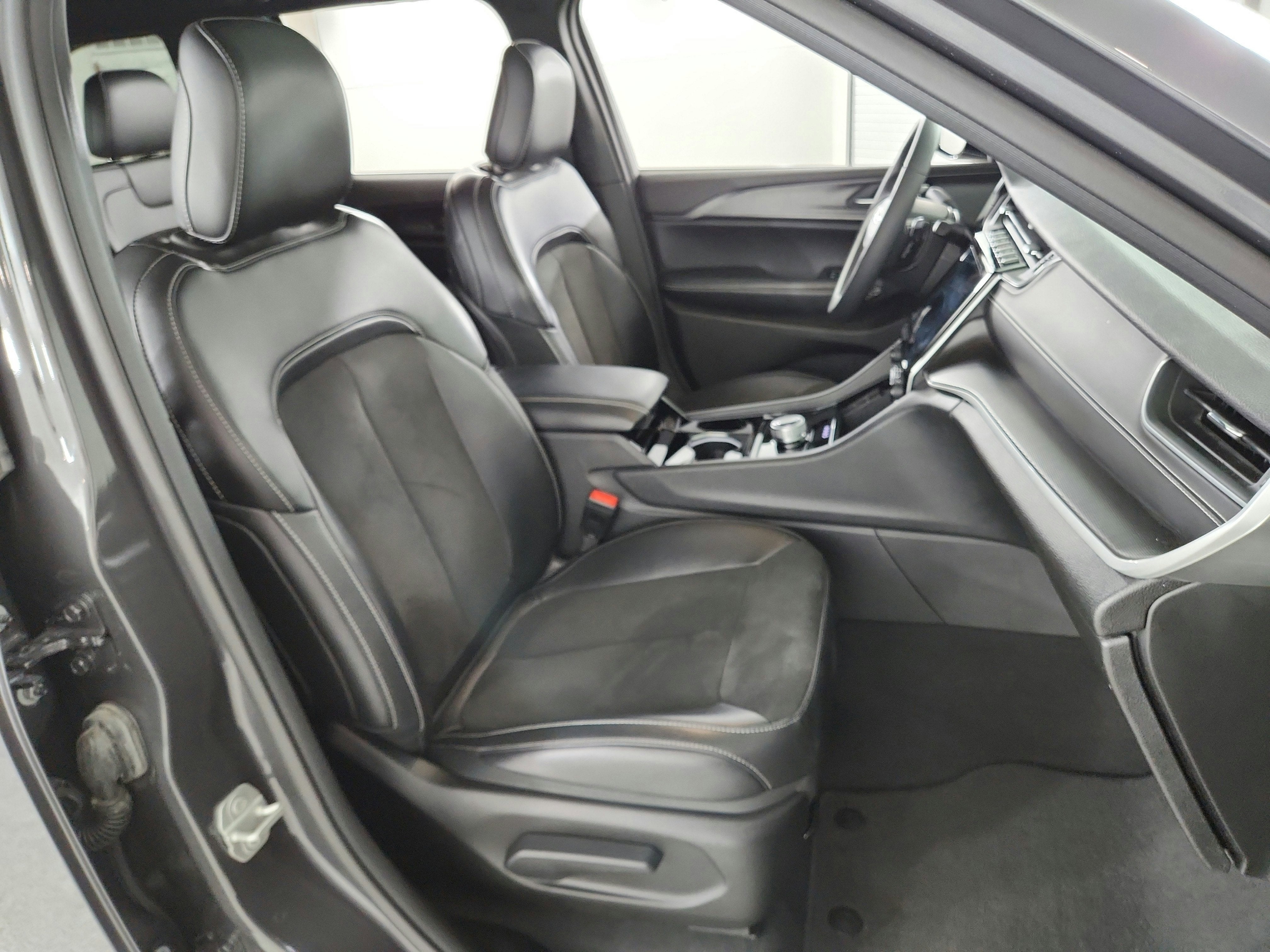 2023 Jeep Grand Cherokee Altitude 4x4