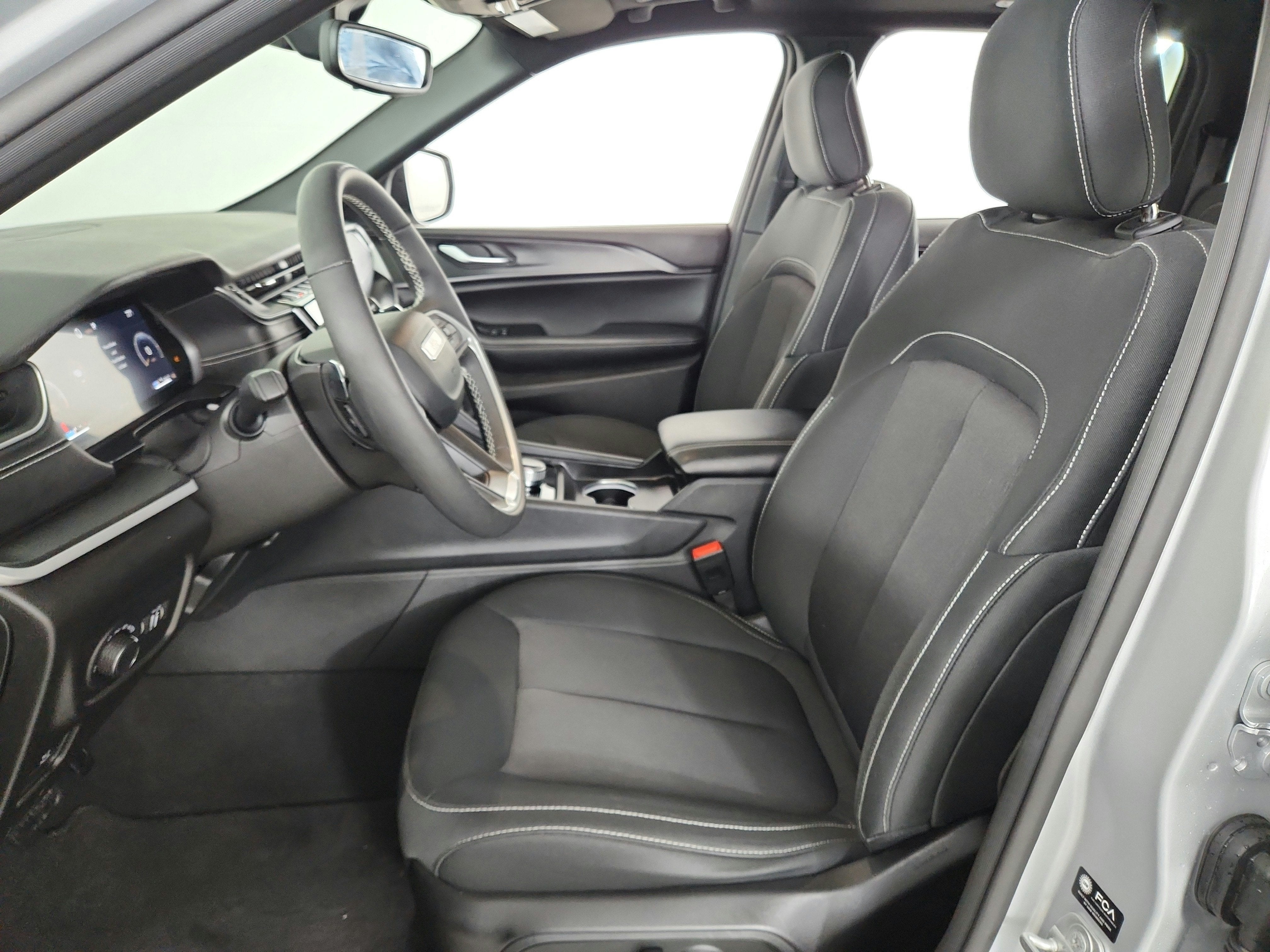 2024 Jeep Grand Cherokee Laredo X 4x4