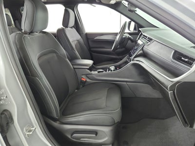 2024 Jeep Grand Cherokee Laredo X 4x4