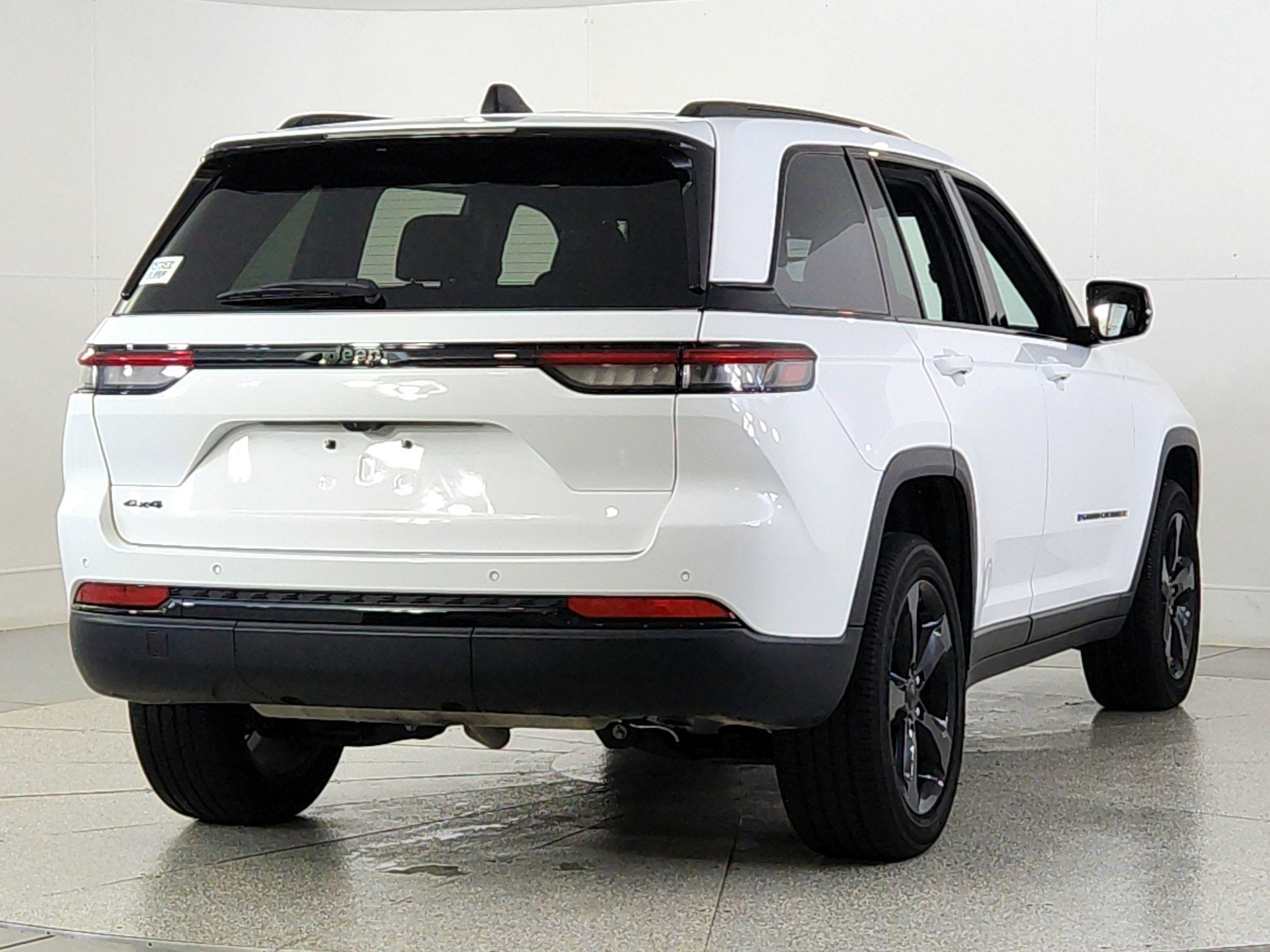 2023 Jeep Grand Cherokee Altitude 4x4