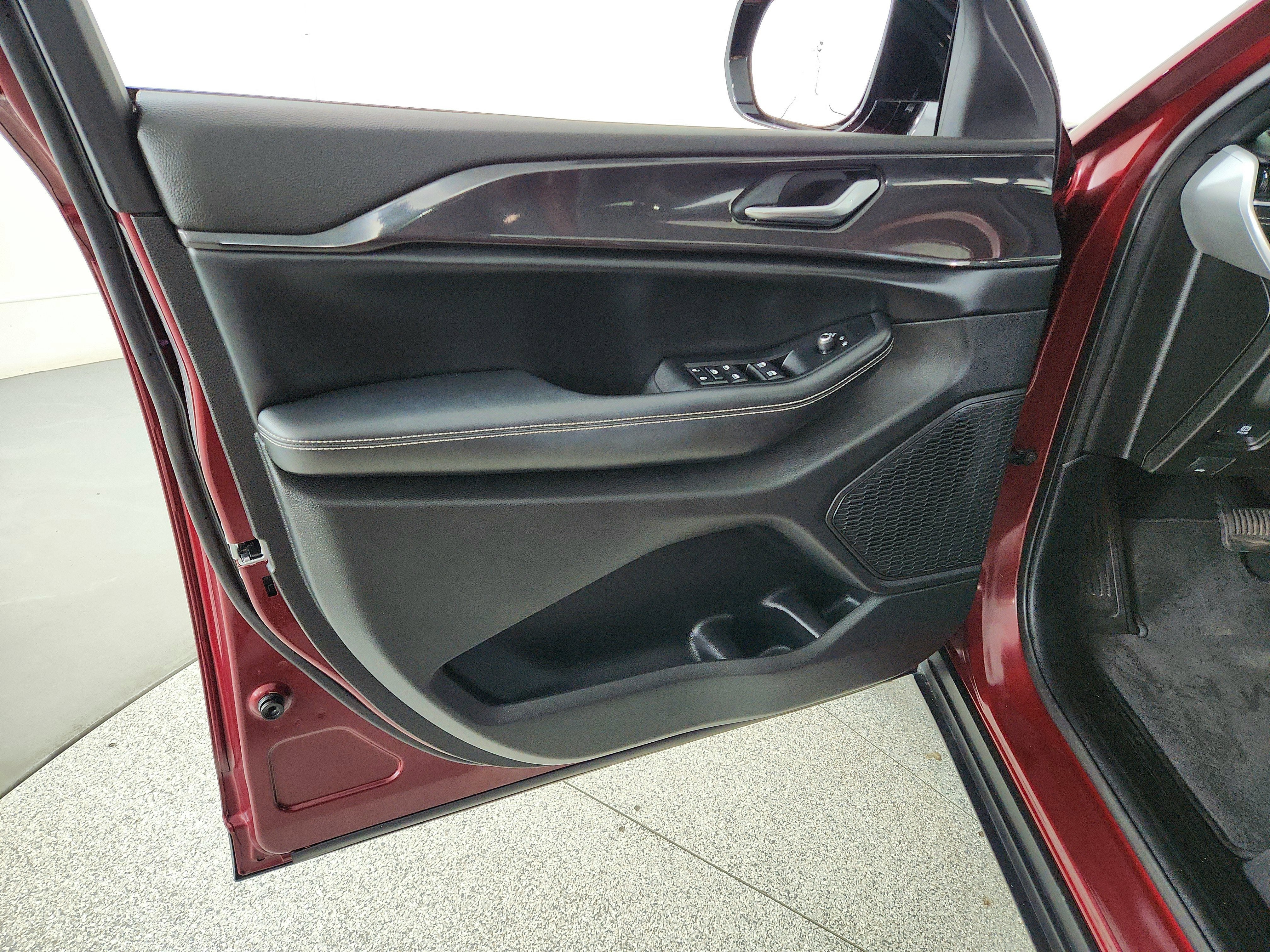 2023 Jeep Grand Cherokee Altitude 4x4