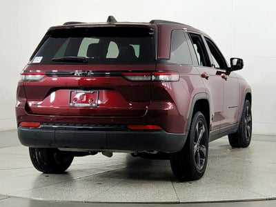 2023 Jeep Grand Cherokee Altitude 4x4