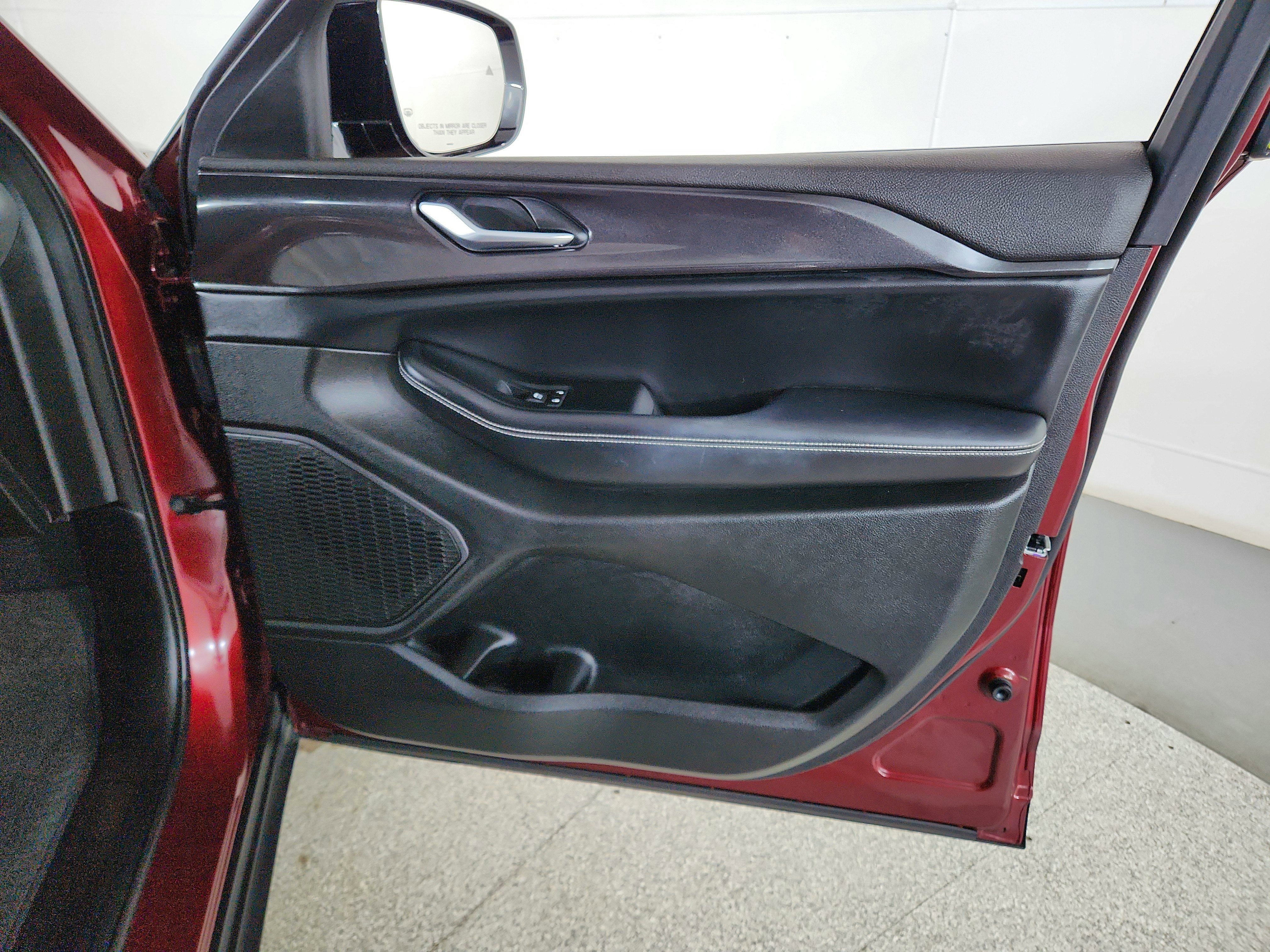 2023 Jeep Grand Cherokee Altitude 4x4