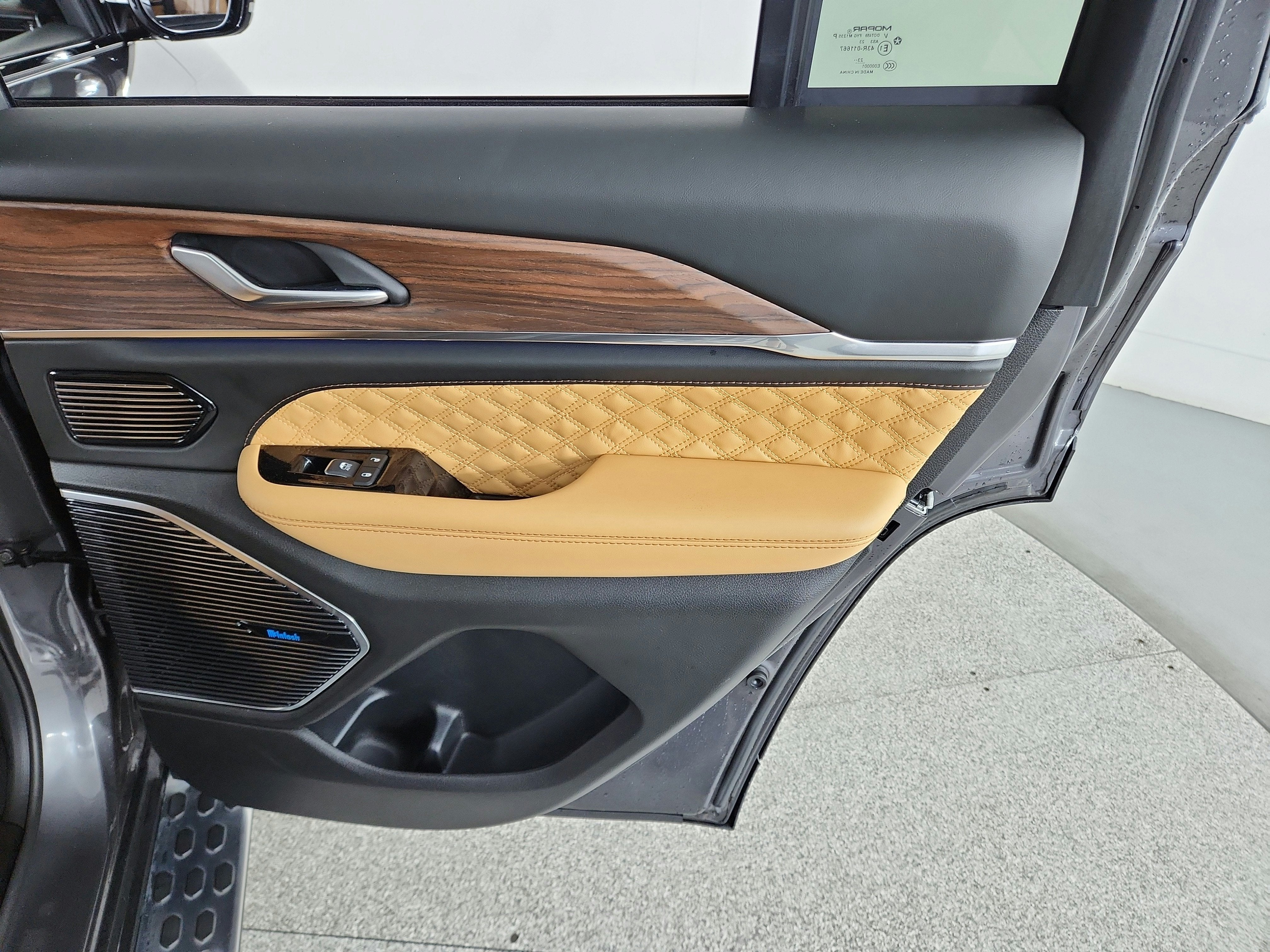 2025 Jeep Grand Cherokee Summit 4x4
