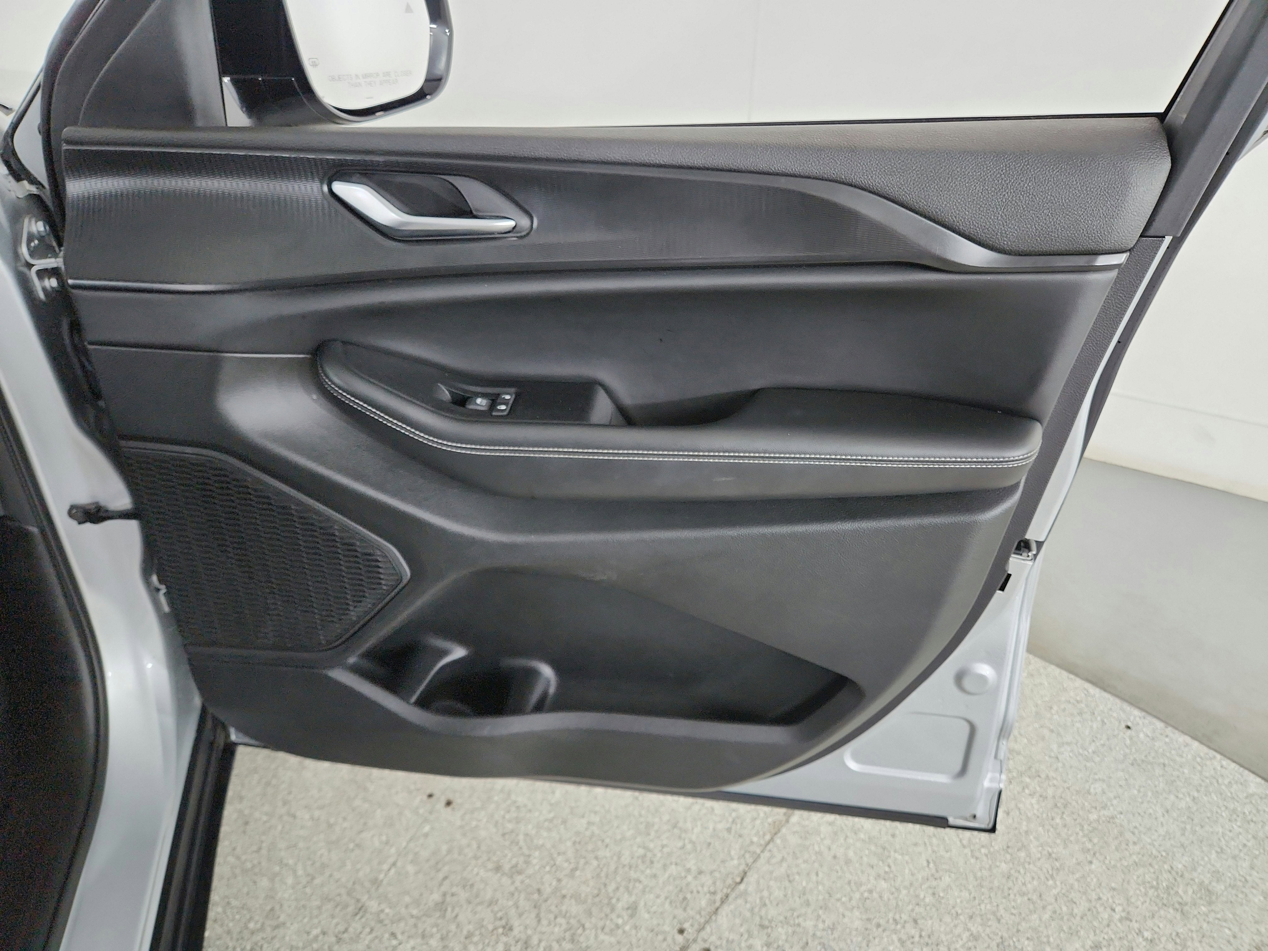 2024 Jeep Grand Cherokee L Altitude 4x4