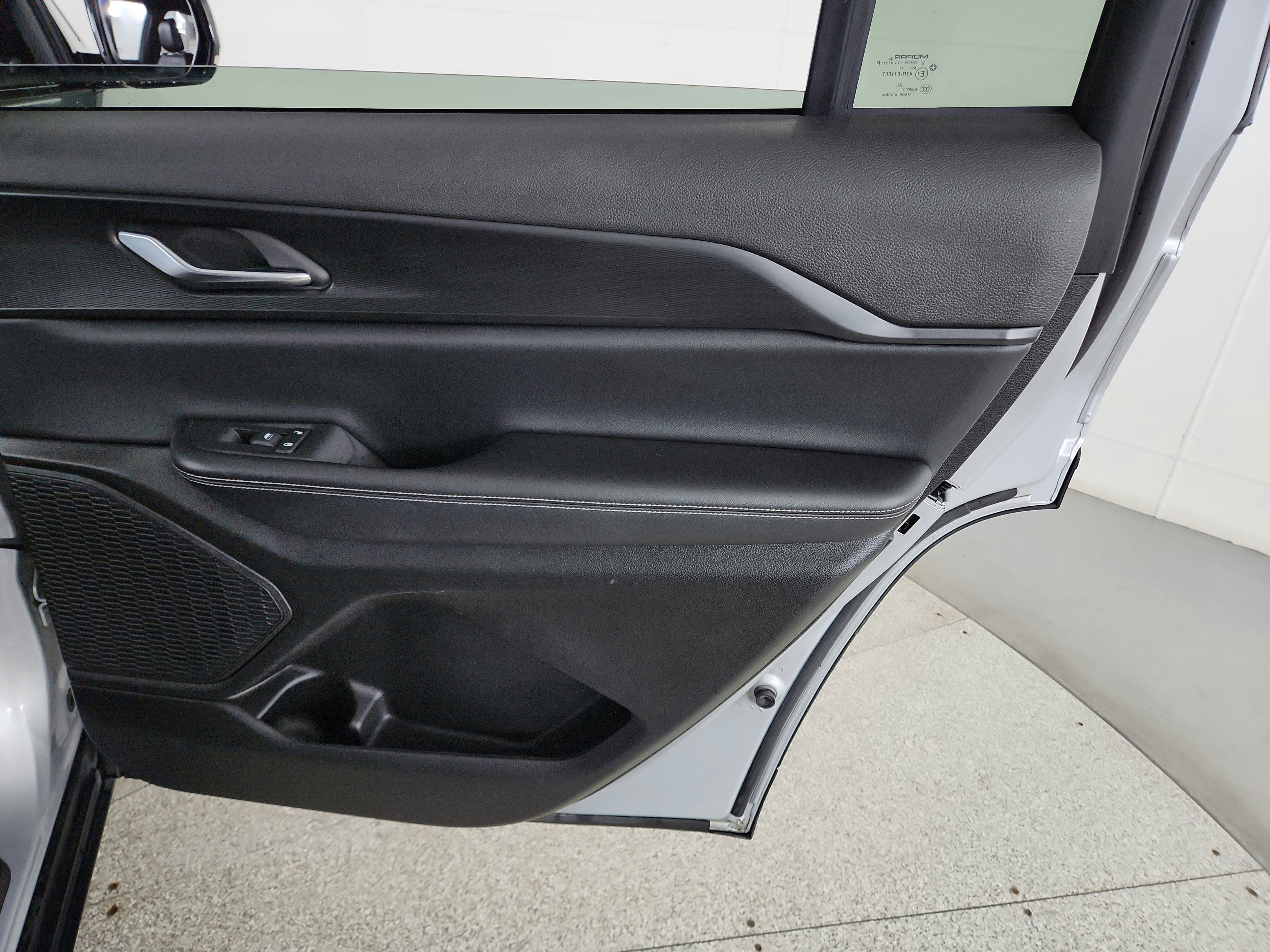 2024 Jeep Grand Cherokee L Altitude 4x4