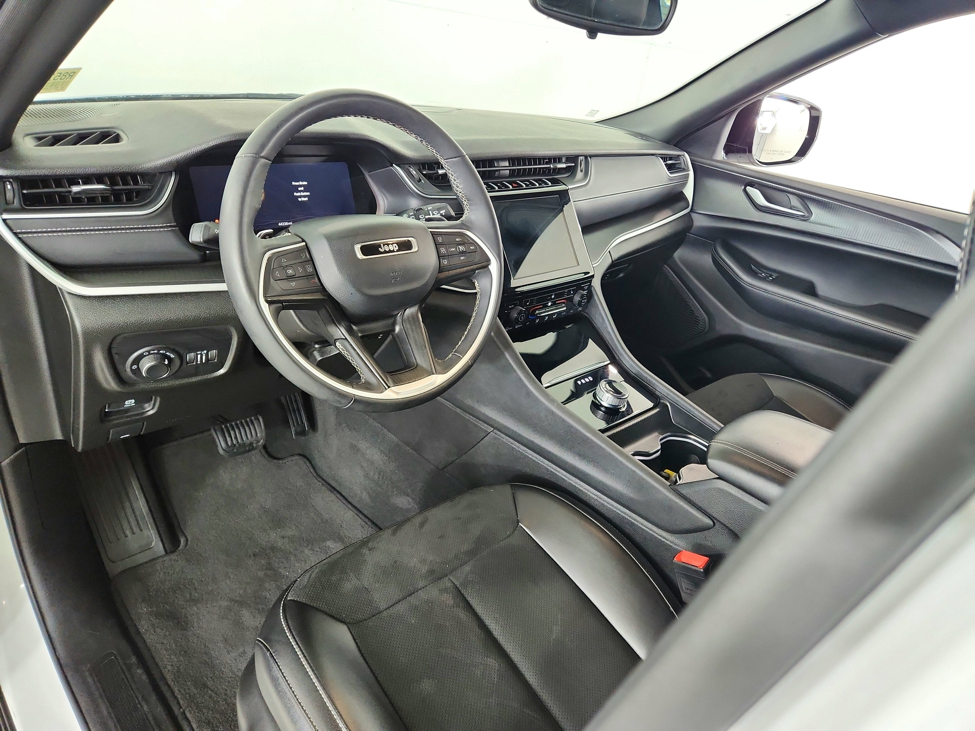 2024 Jeep Grand Cherokee L Altitude 4x4