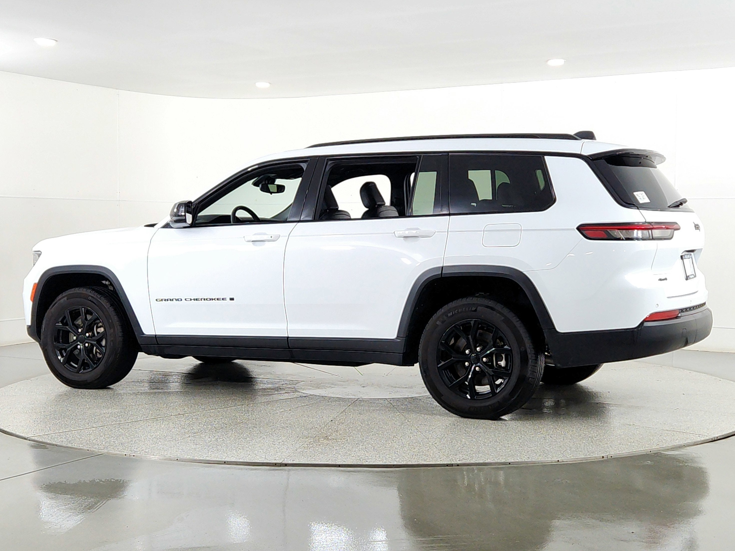 2024 Jeep Grand Cherokee L Altitude 4x4