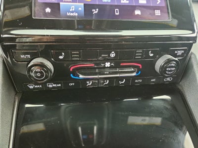 2024 Jeep Grand Cherokee L Altitude 4x4