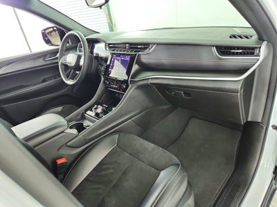 2024 Jeep Grand Cherokee L Altitude 4x4