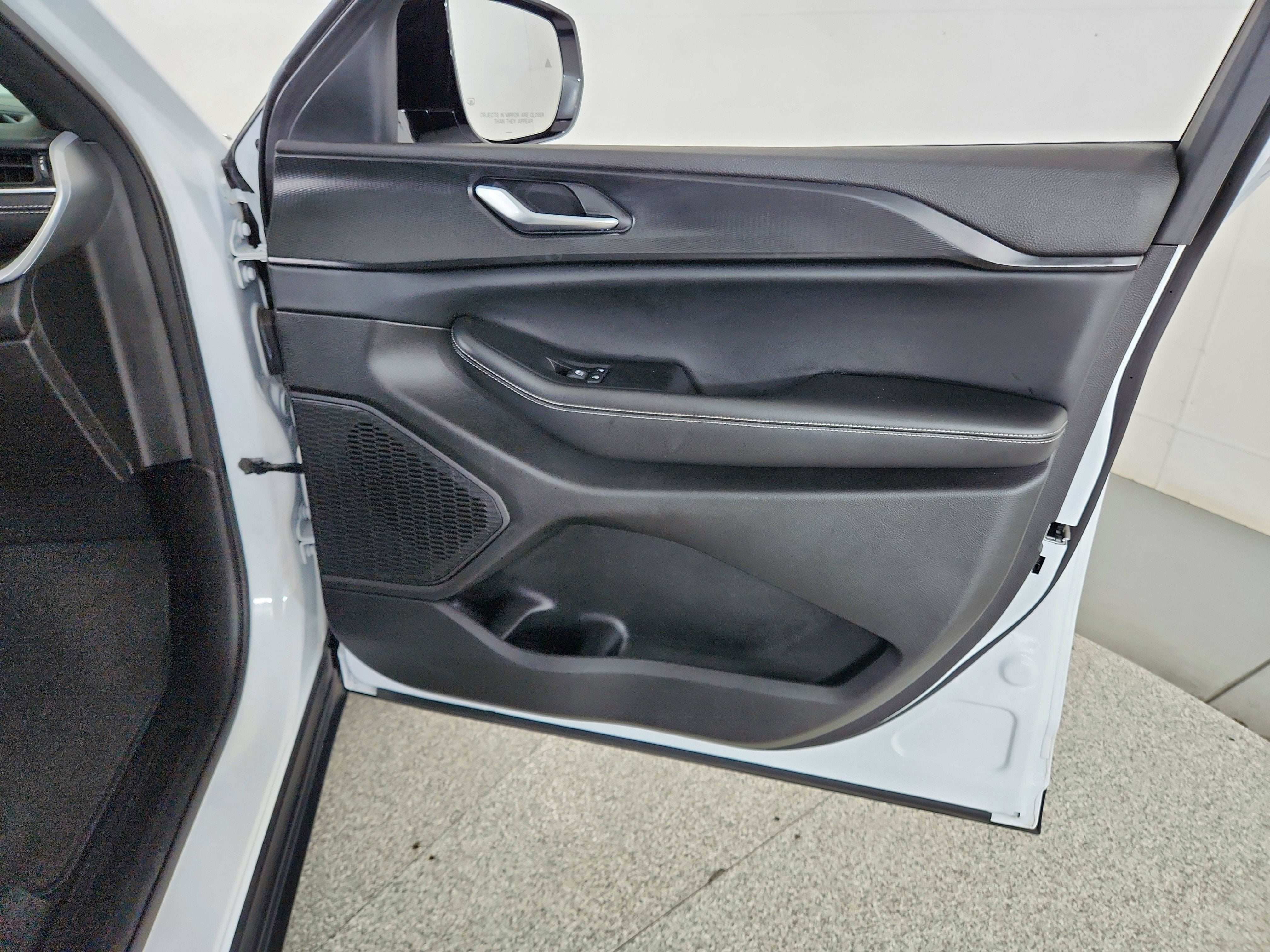 2024 Jeep Grand Cherokee L Altitude 4x4