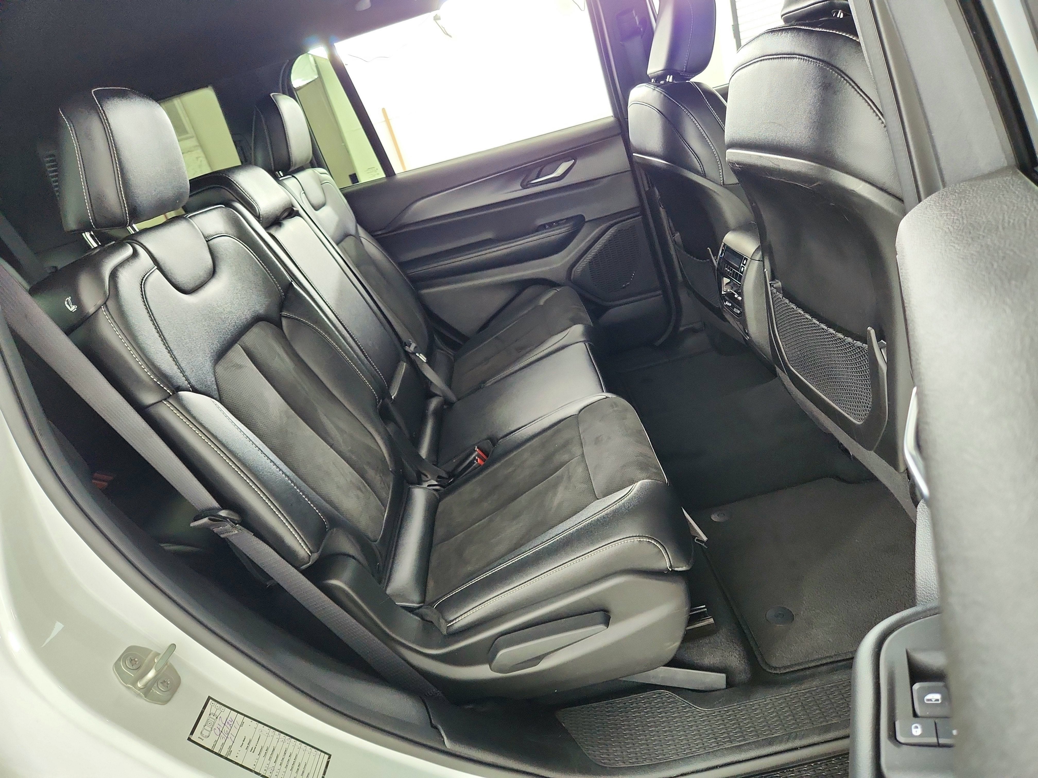 2024 Jeep Grand Cherokee L Altitude 4x4