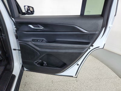 2024 Jeep Grand Cherokee L Altitude 4x4